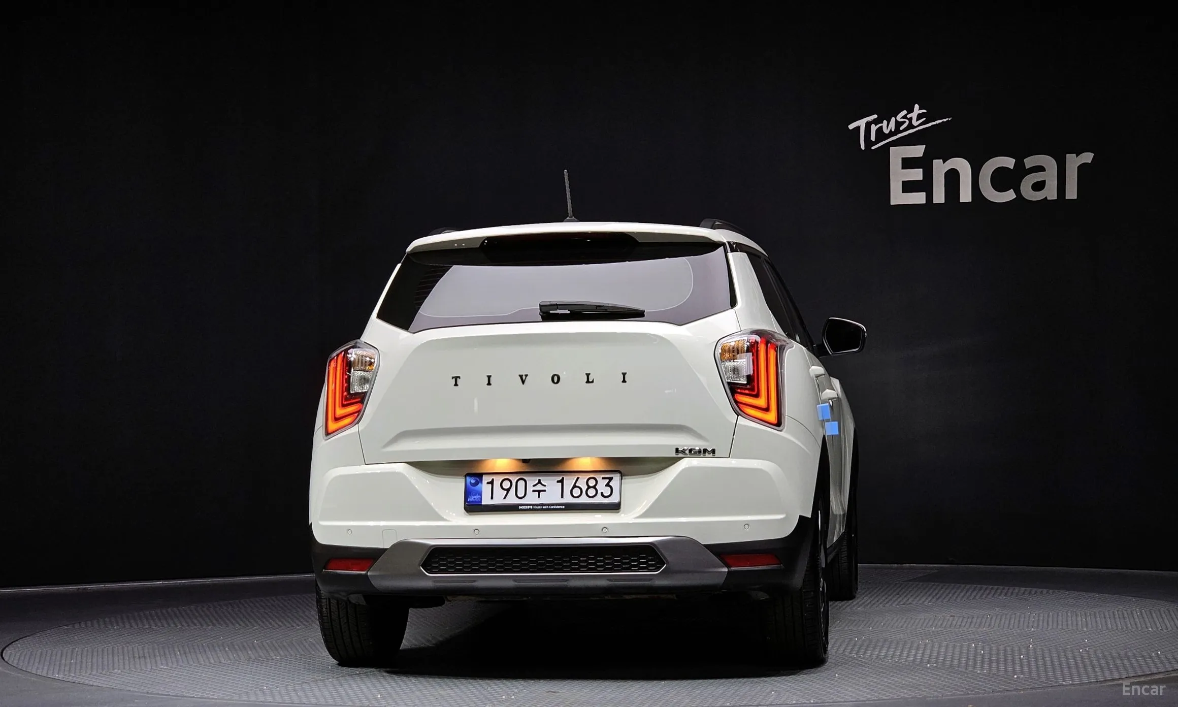 KG Mobility (SsangYong) Tivoli превью 4