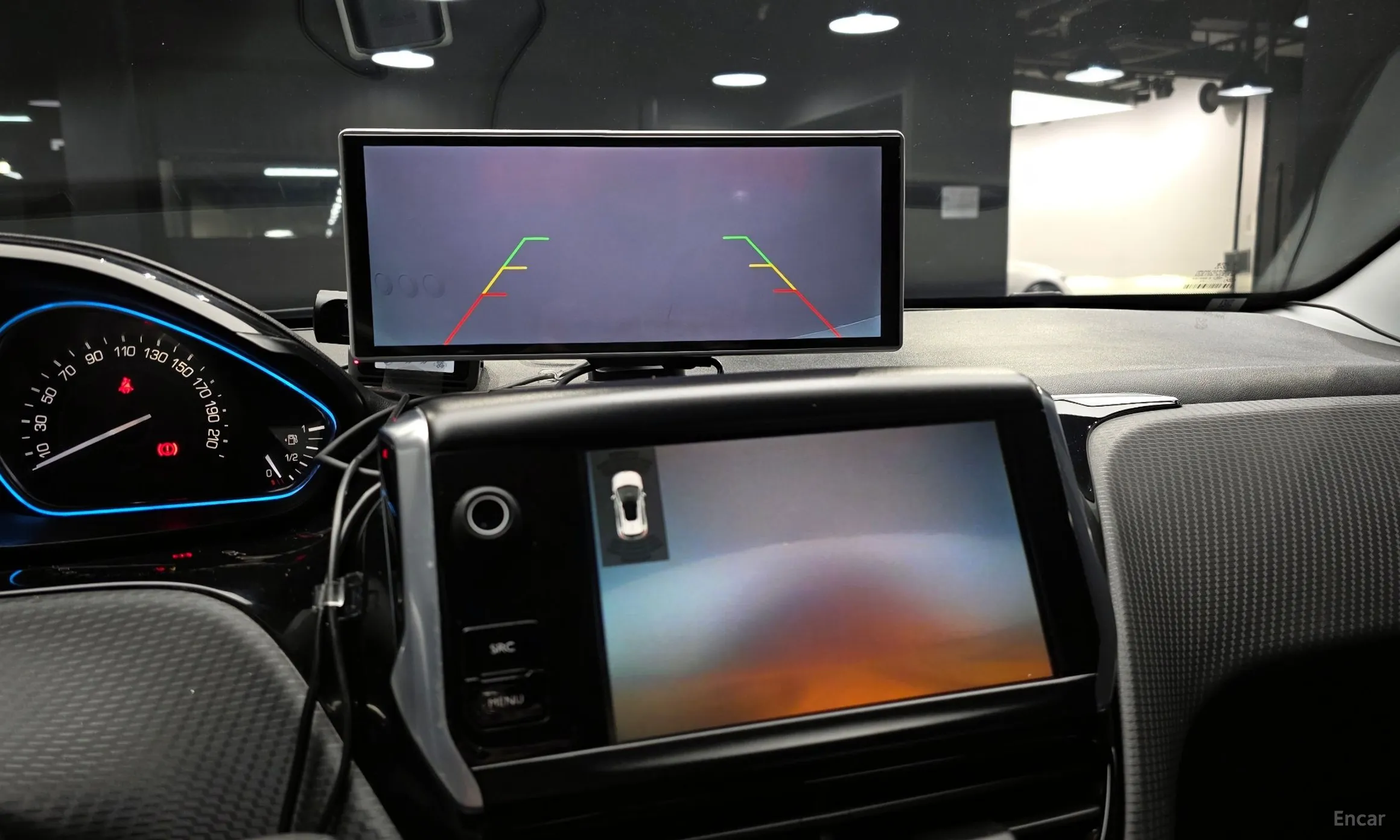 Peugeot 2008. превью 15