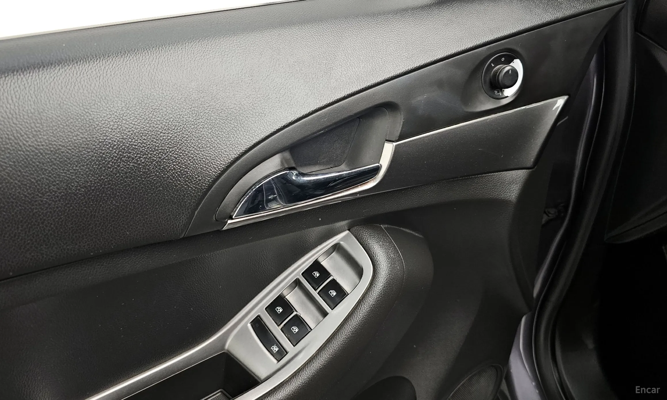Chevrolet (GM Daewoo) Orlando превью 17