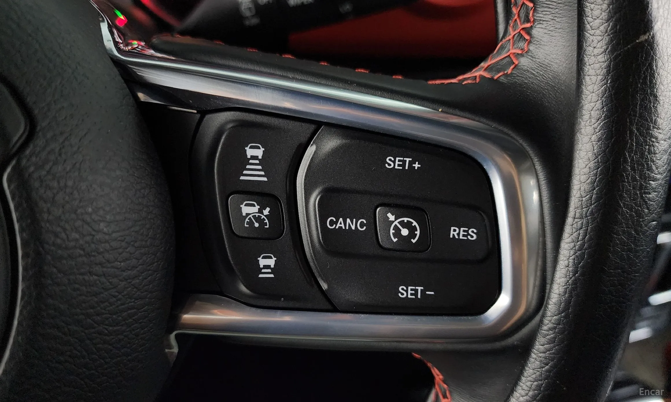 Jeep Wrangler (JL) превью 18