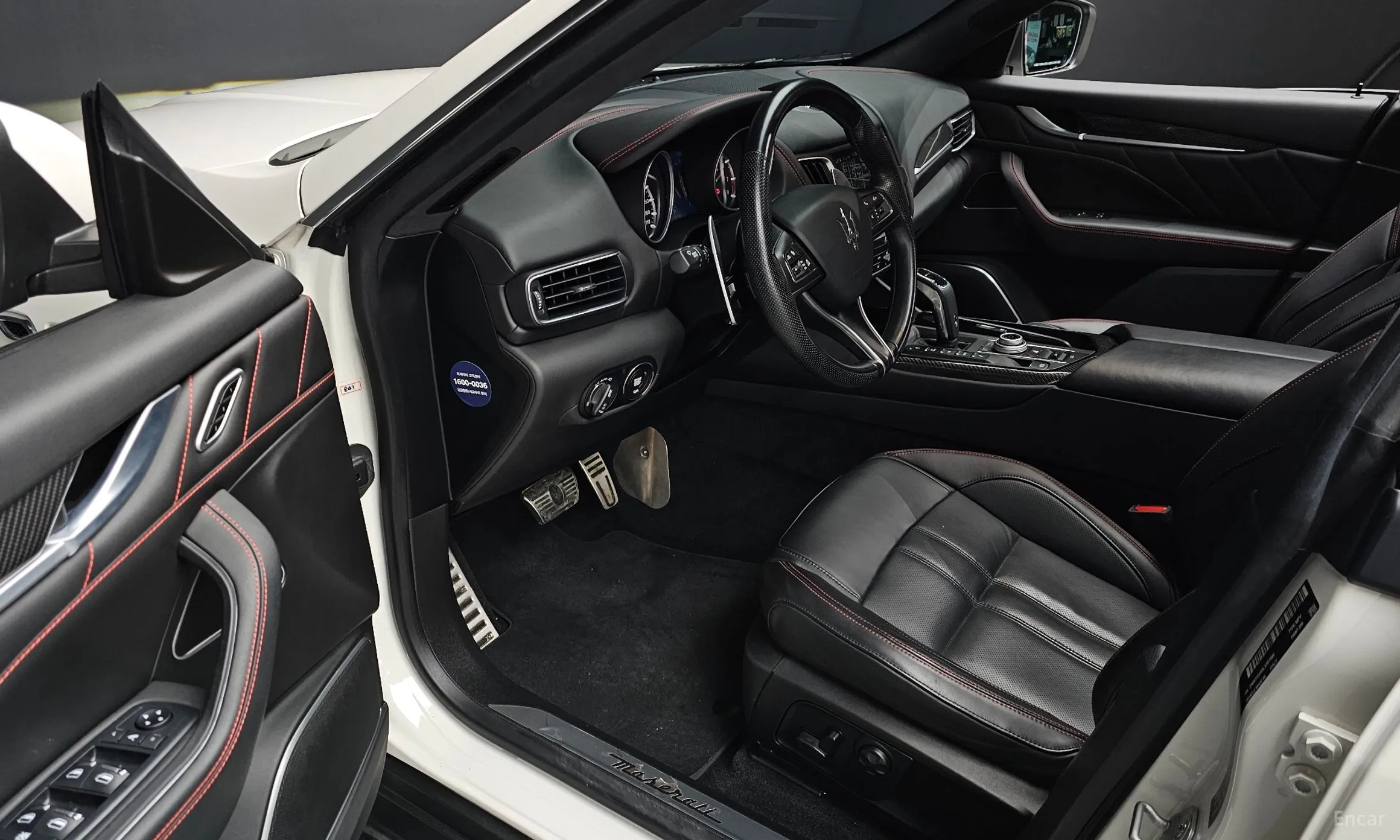 Maserati Levante превью 11