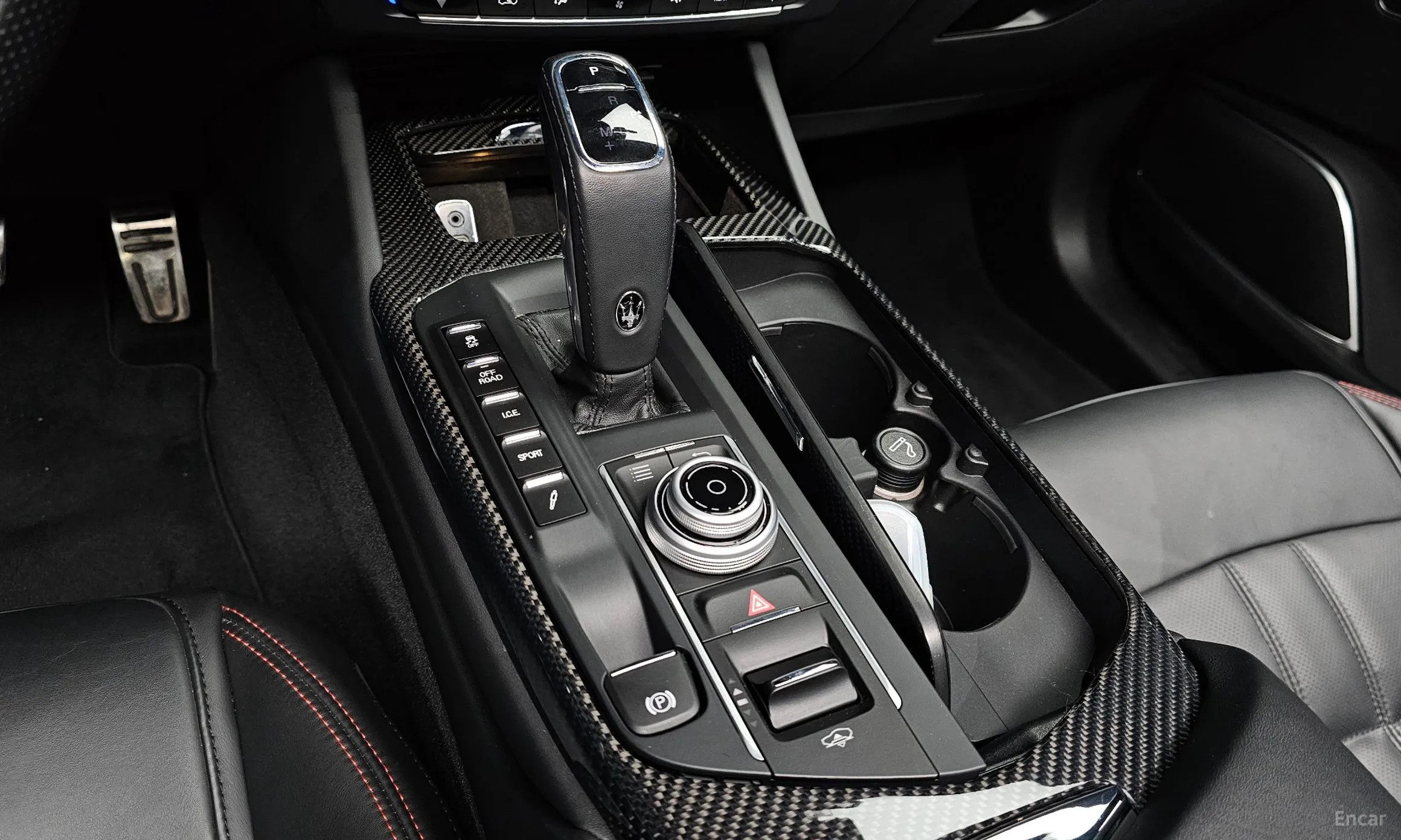 Maserati Levante превью 9