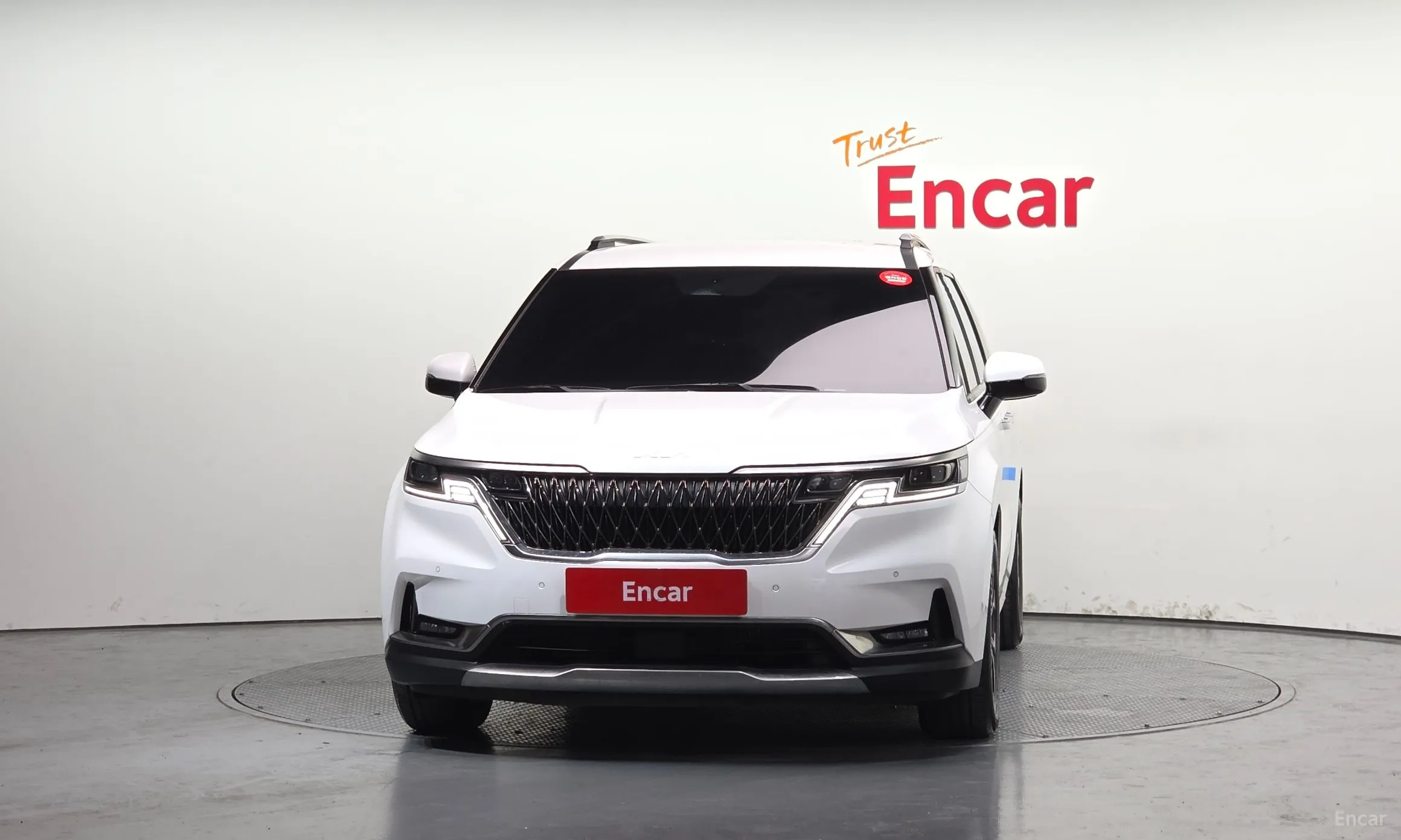 Kia Carnival Gen 4 превью 3