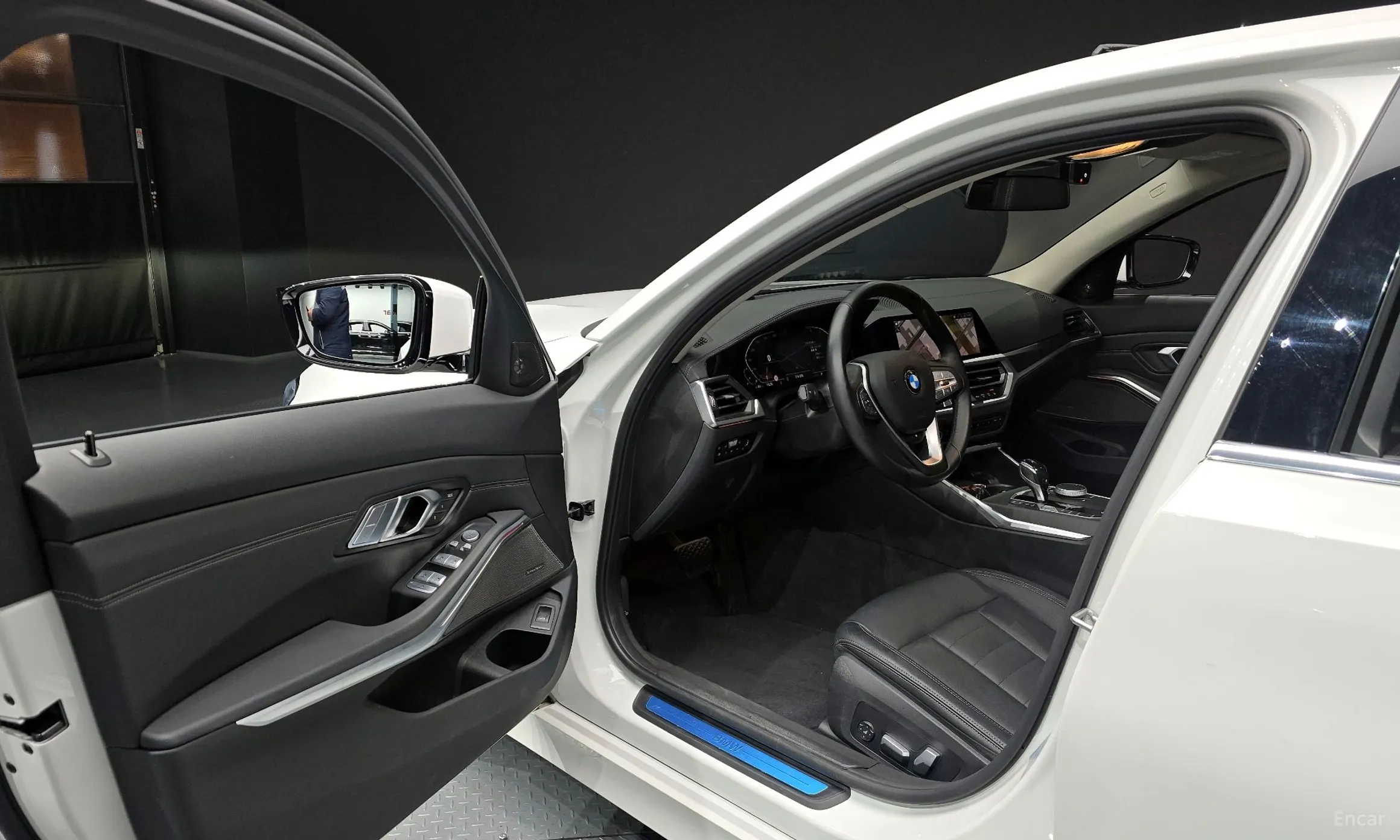 BMW 3 Series (G20) превью 10