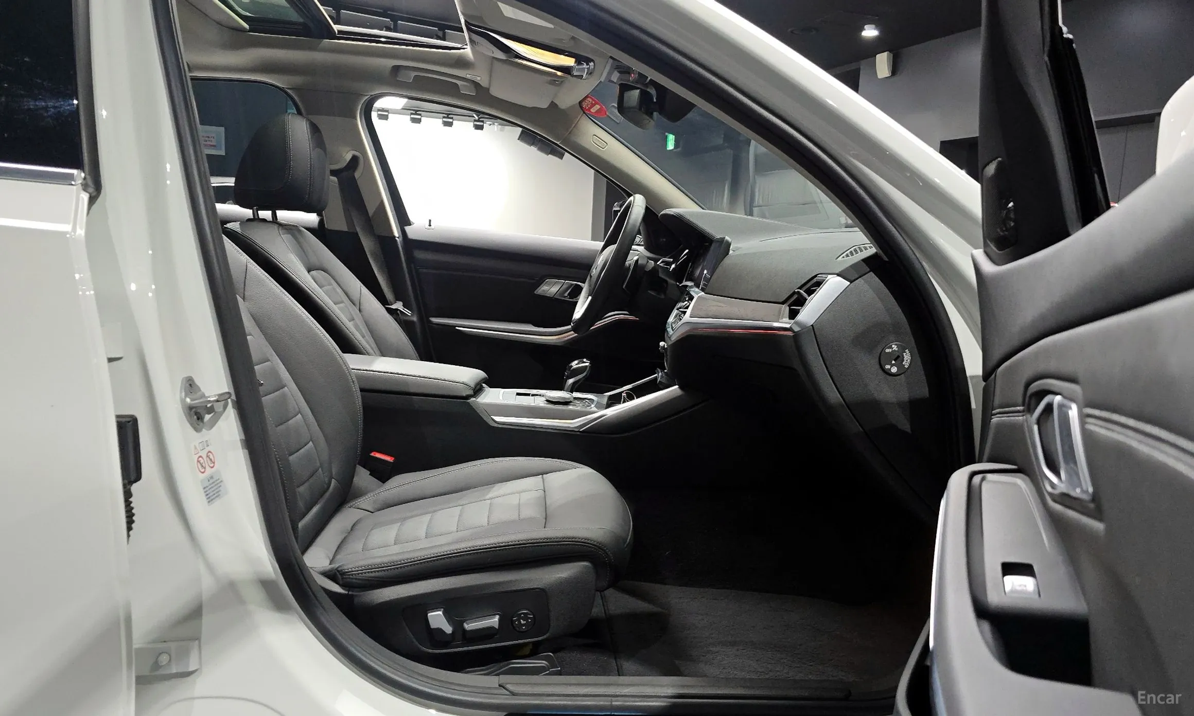 BMW 3 Series (G20) превью 11