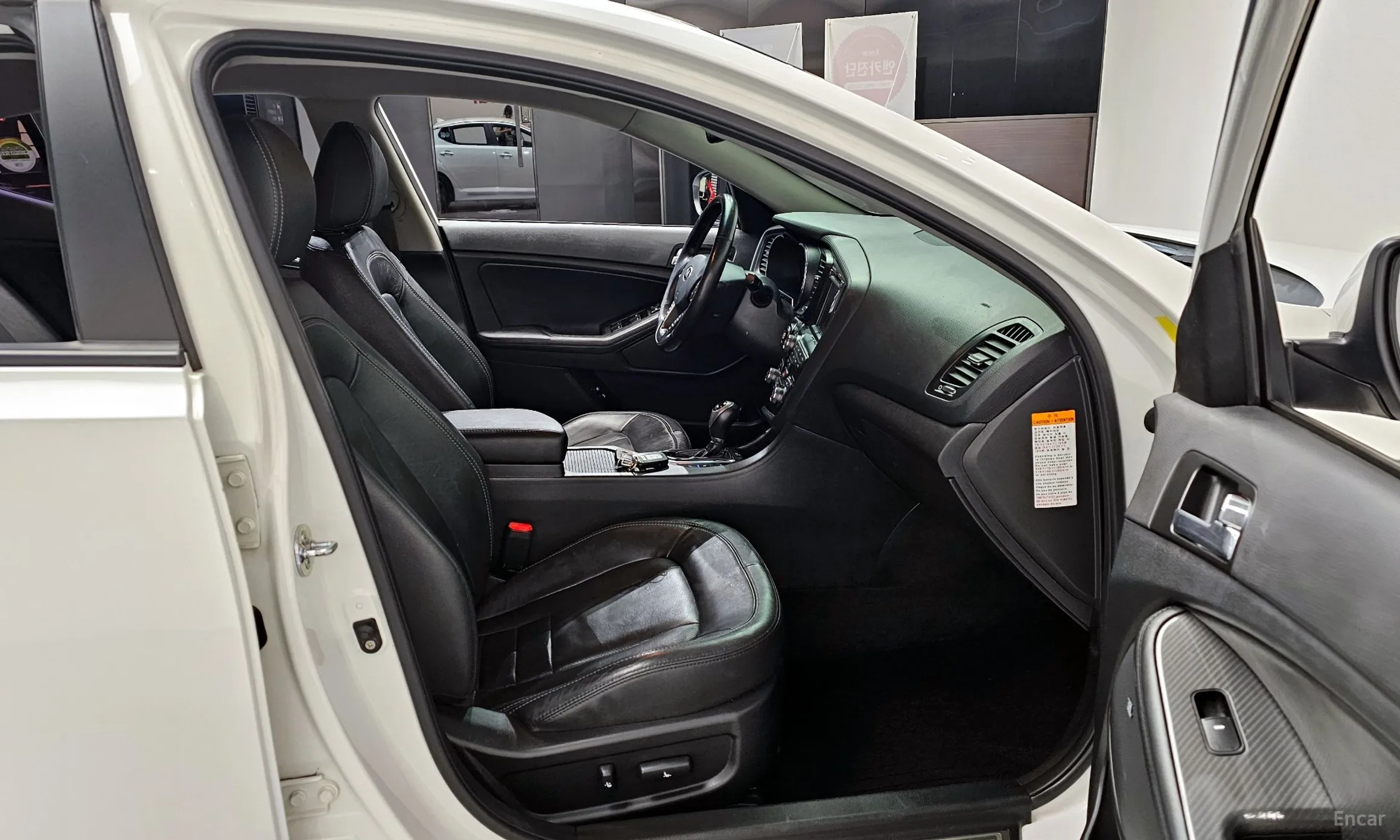Kia K5 Hybrid превью 10