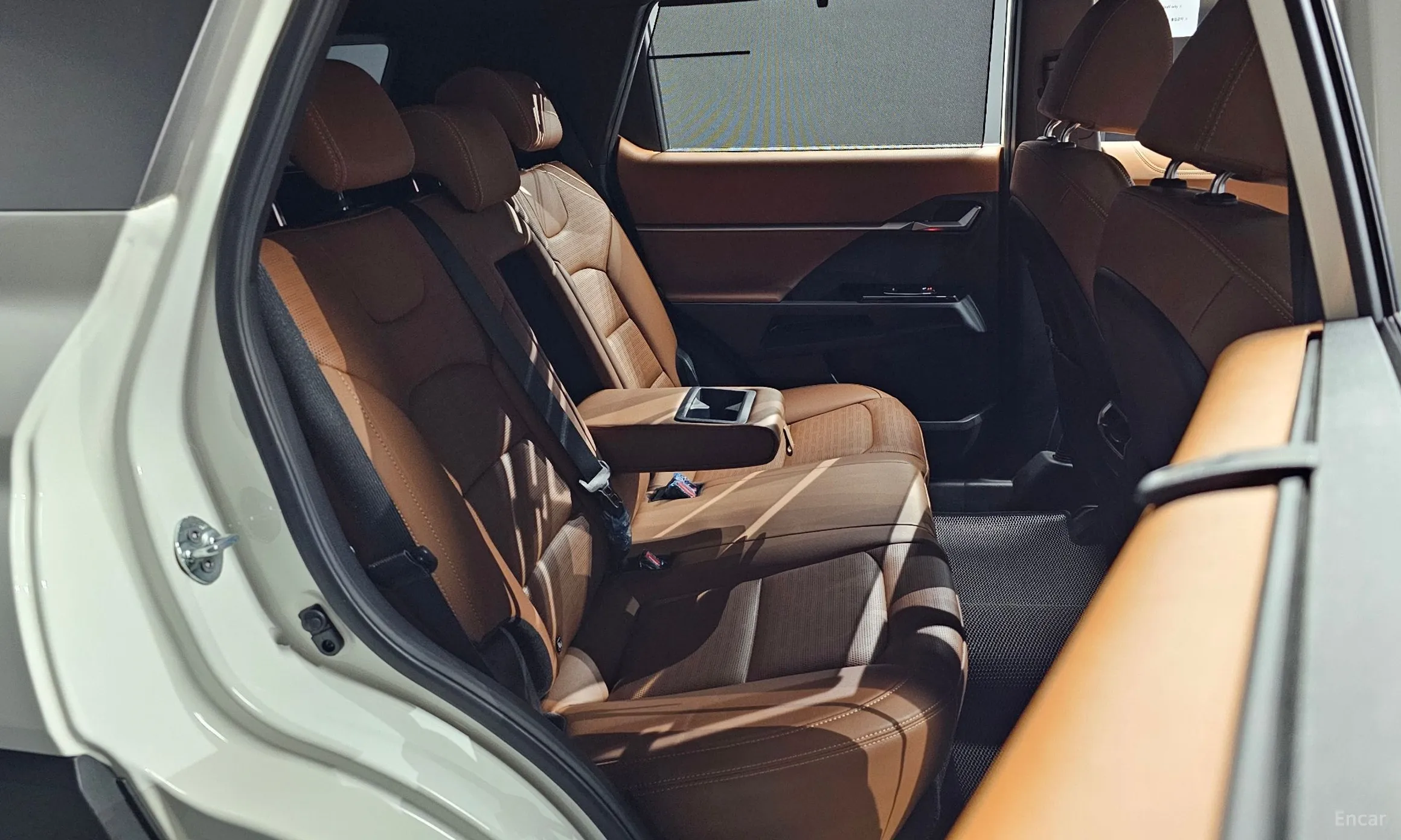 KG Mobility (SsangYong) Torres превью 12