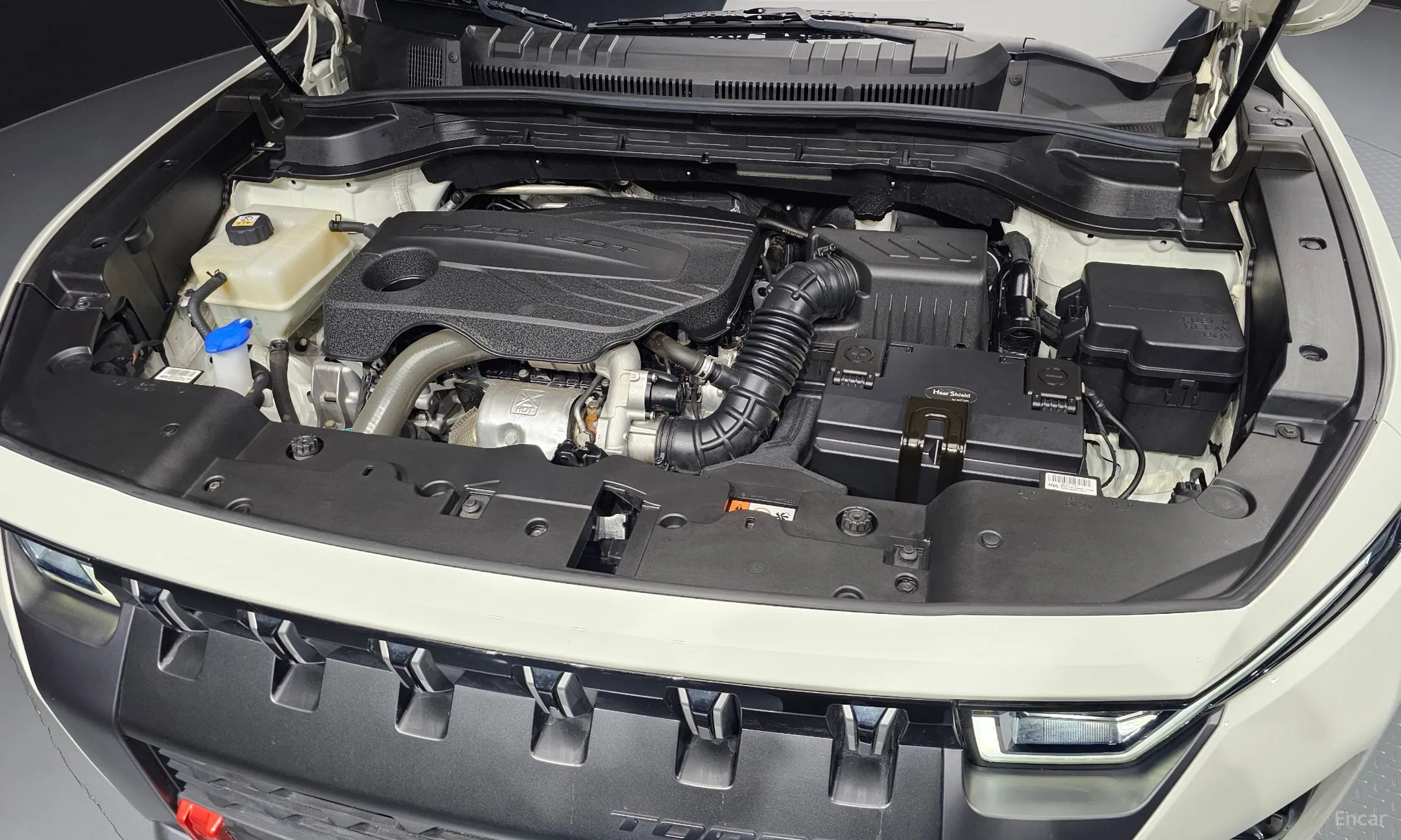 KG Mobility (SsangYong) Torres превью 6