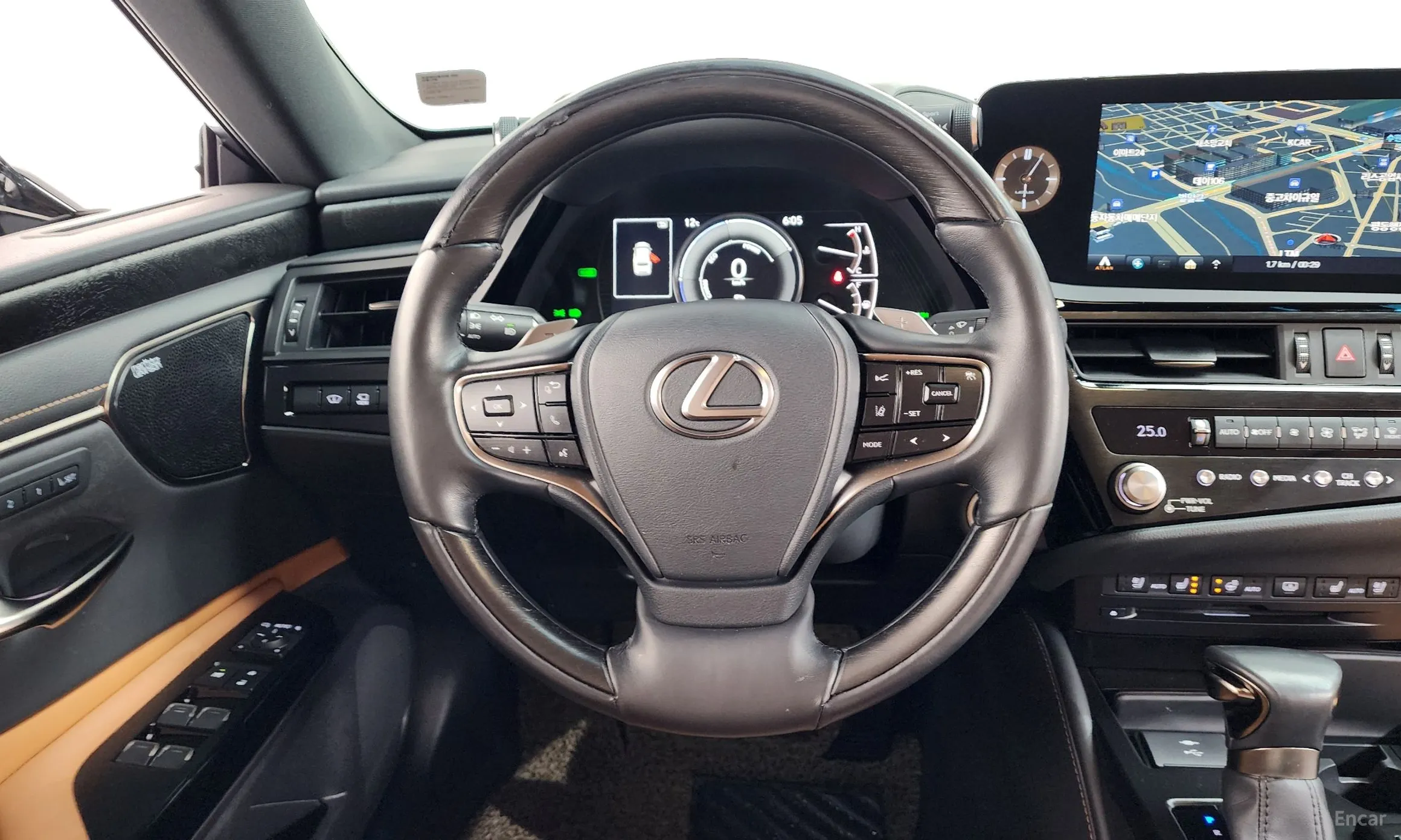 Lexus ES300h 7th Generation превью 13