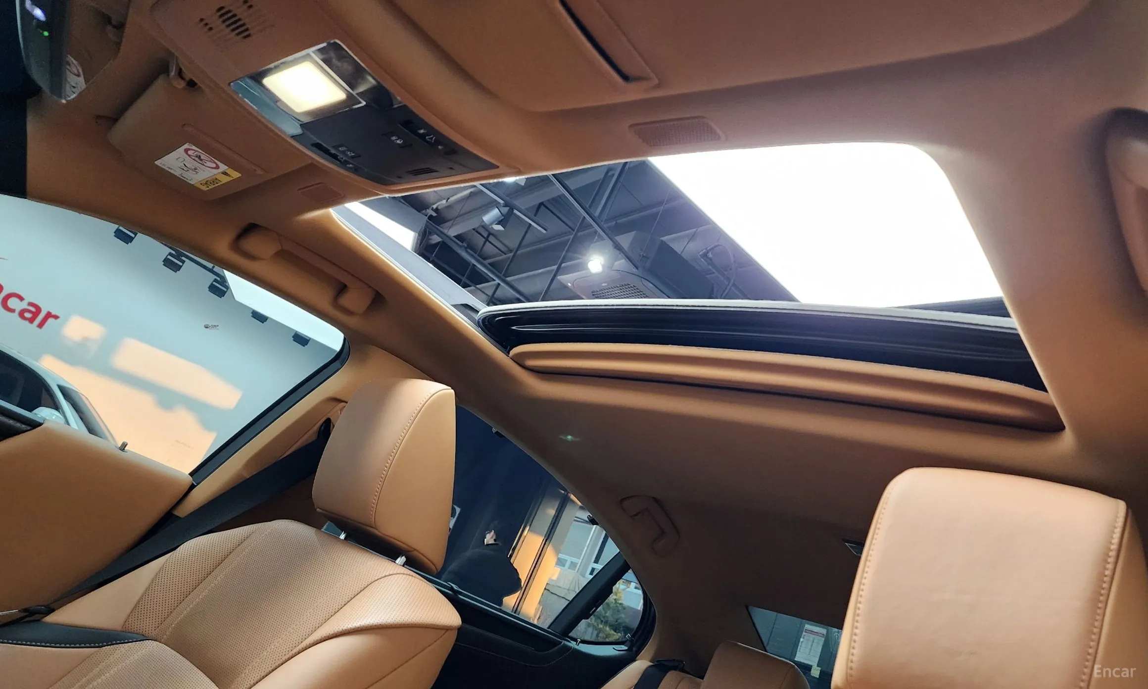 Lexus ES300h 7th Generation превью 18