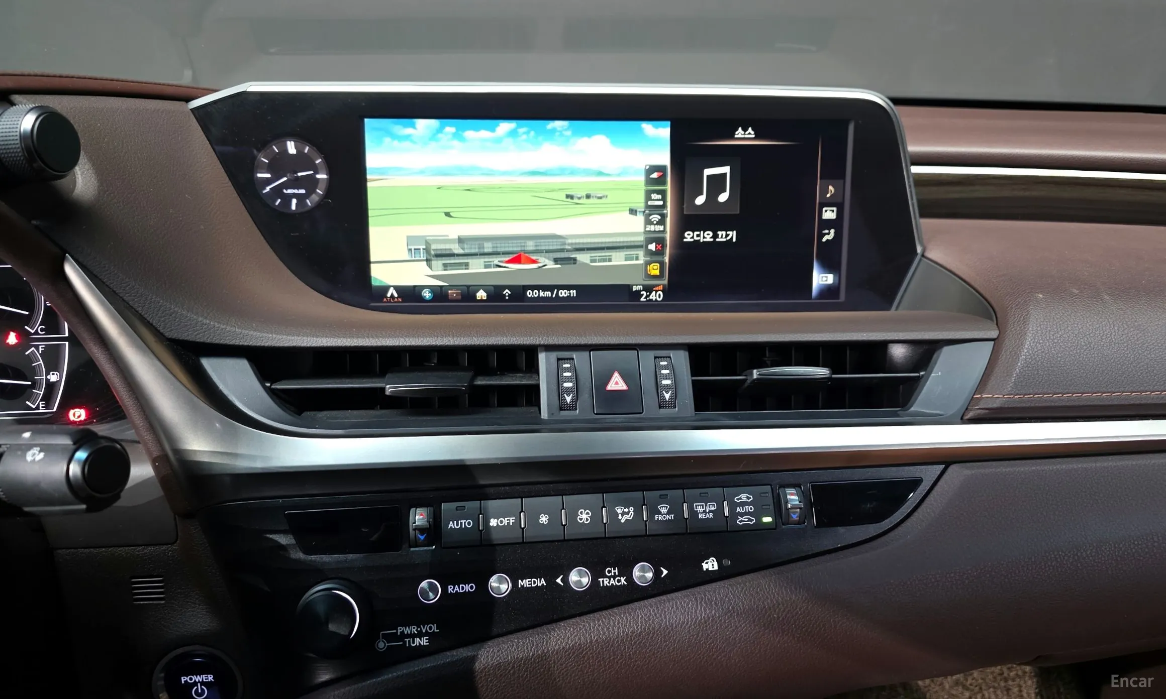 Lexus ES300h 7th Generation превью 14