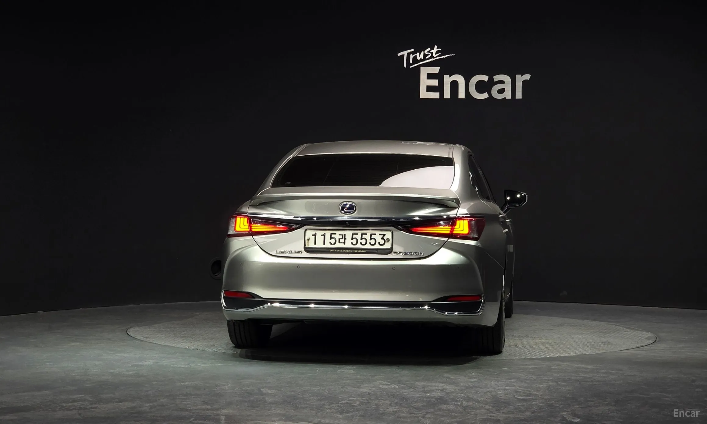 Lexus ES300h 7th Generation превью 4