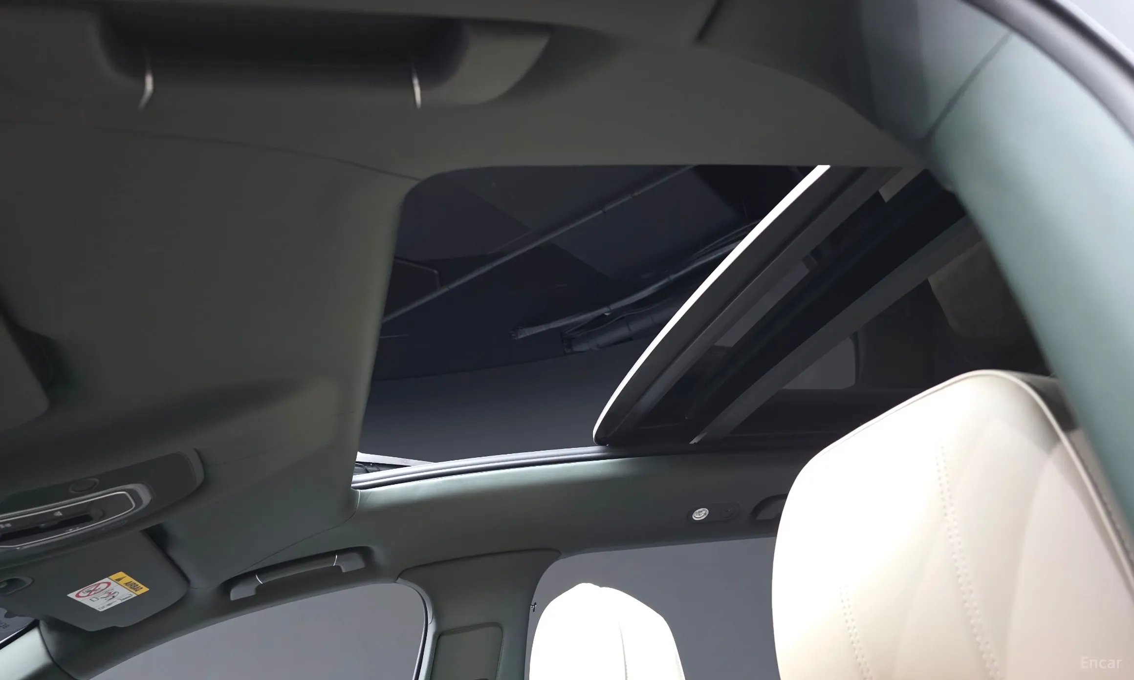 Bentley Bentayga превью 17