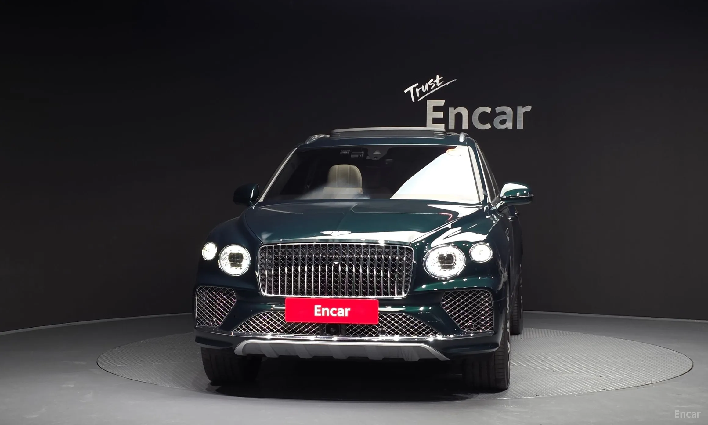Bentley Bentayga превью 3