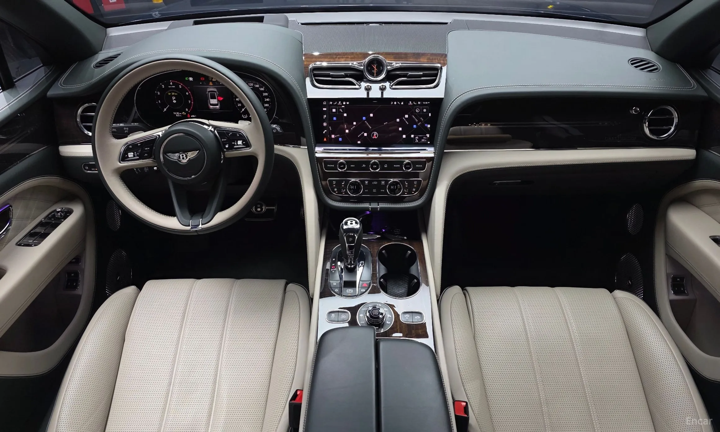 Bentley Bentayga превью 7