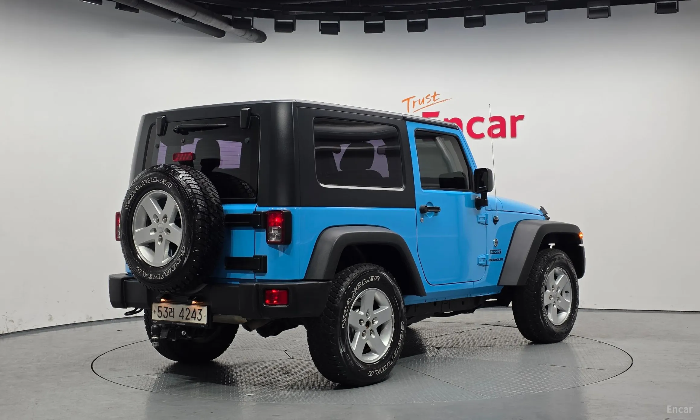 Jeep Wrangler (JK) превью 2