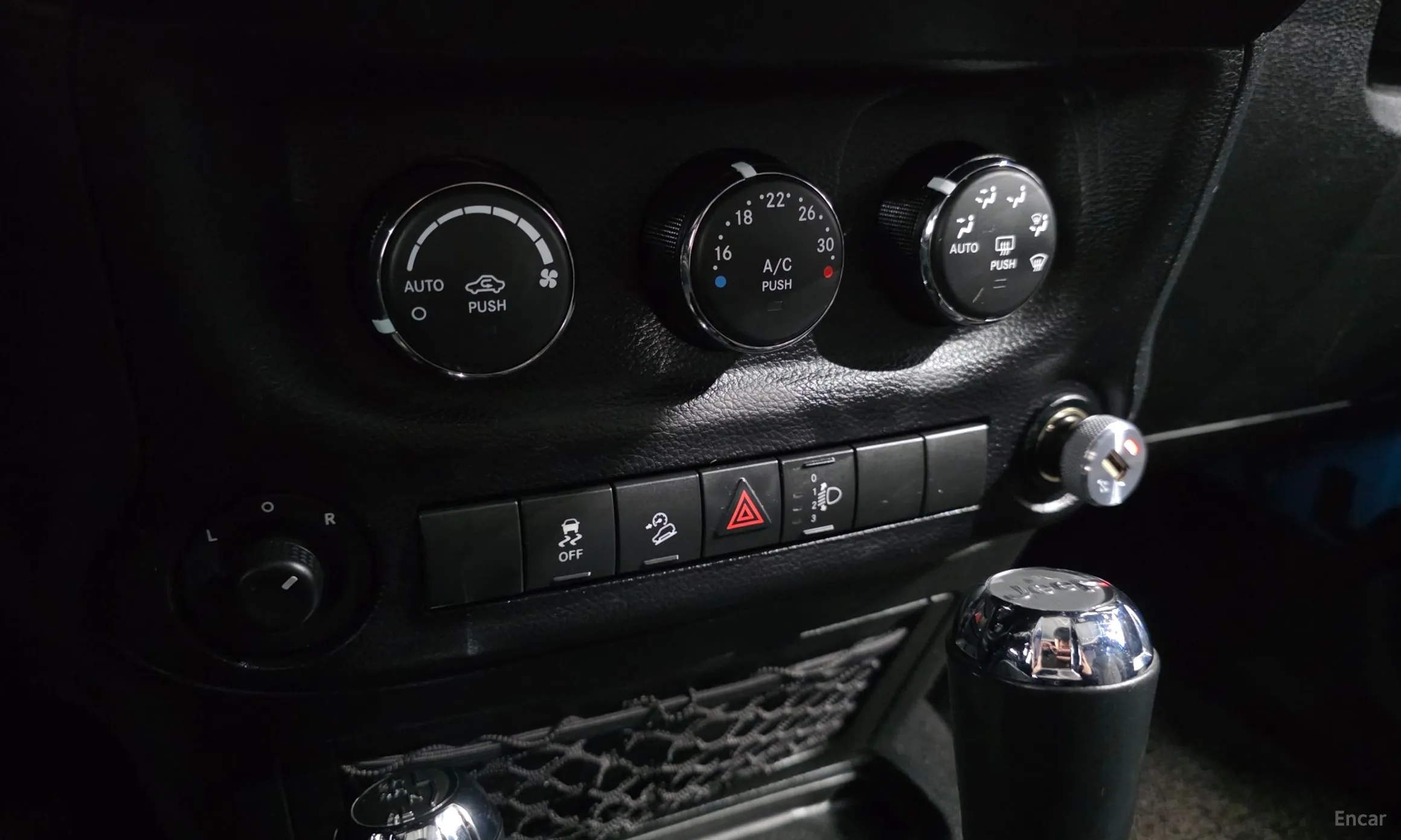 Jeep Wrangler (JK) превью 16