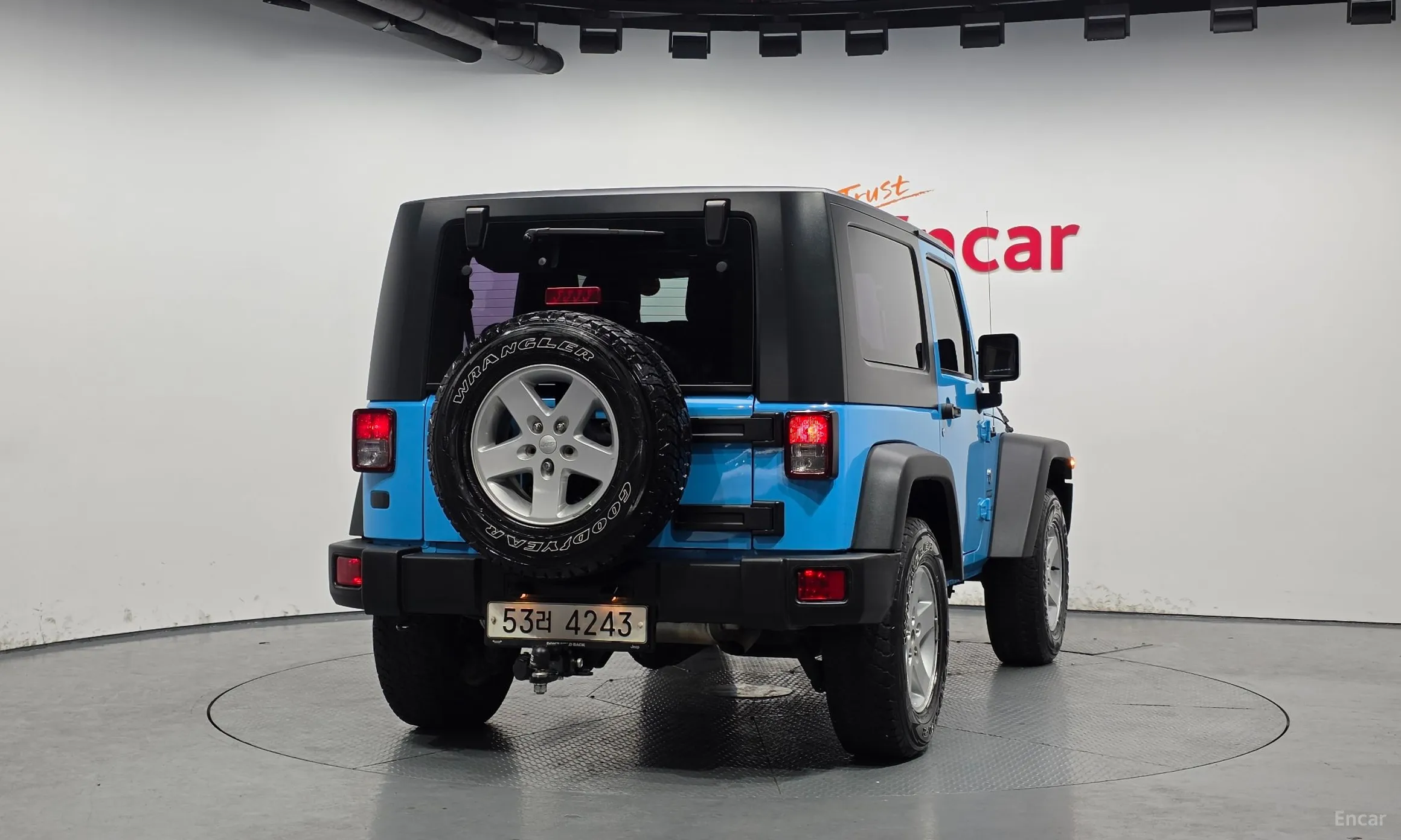 Jeep Wrangler (JK) превью 4