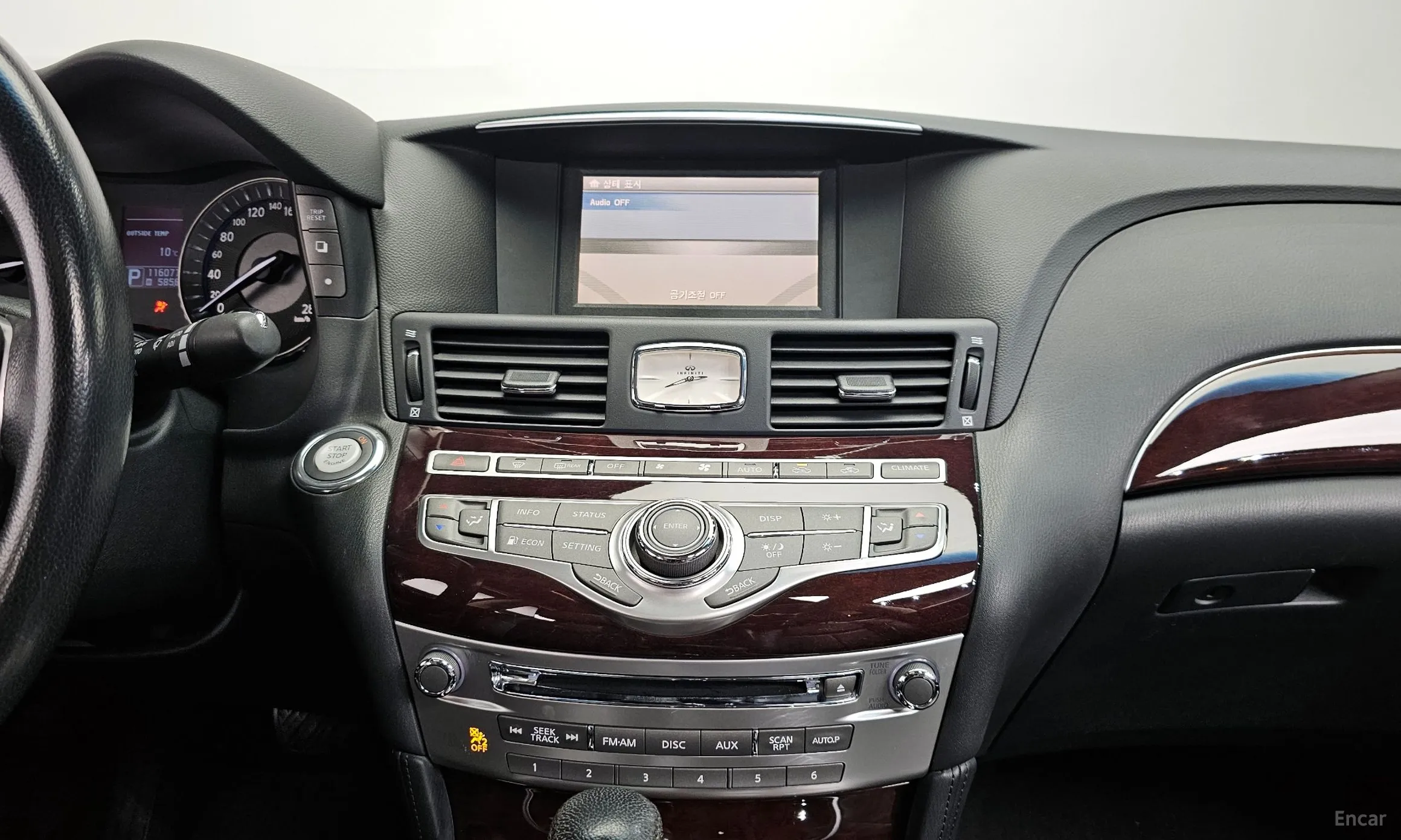 Infiniti M37 превью 16