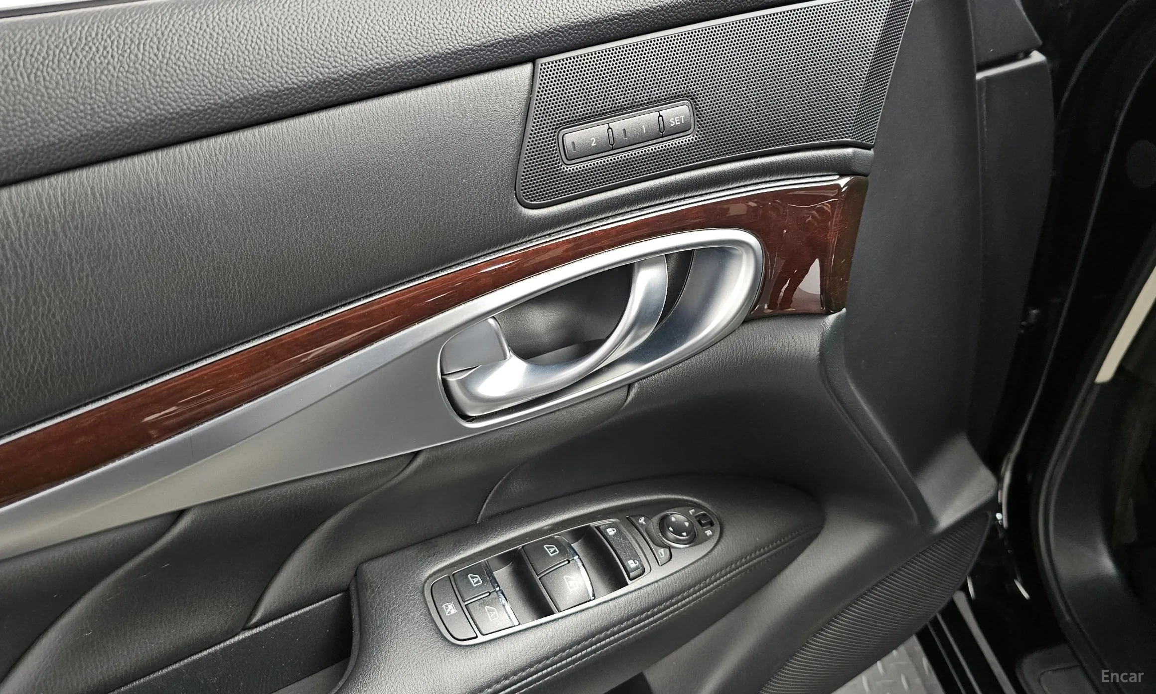 Infiniti M37 превью 18