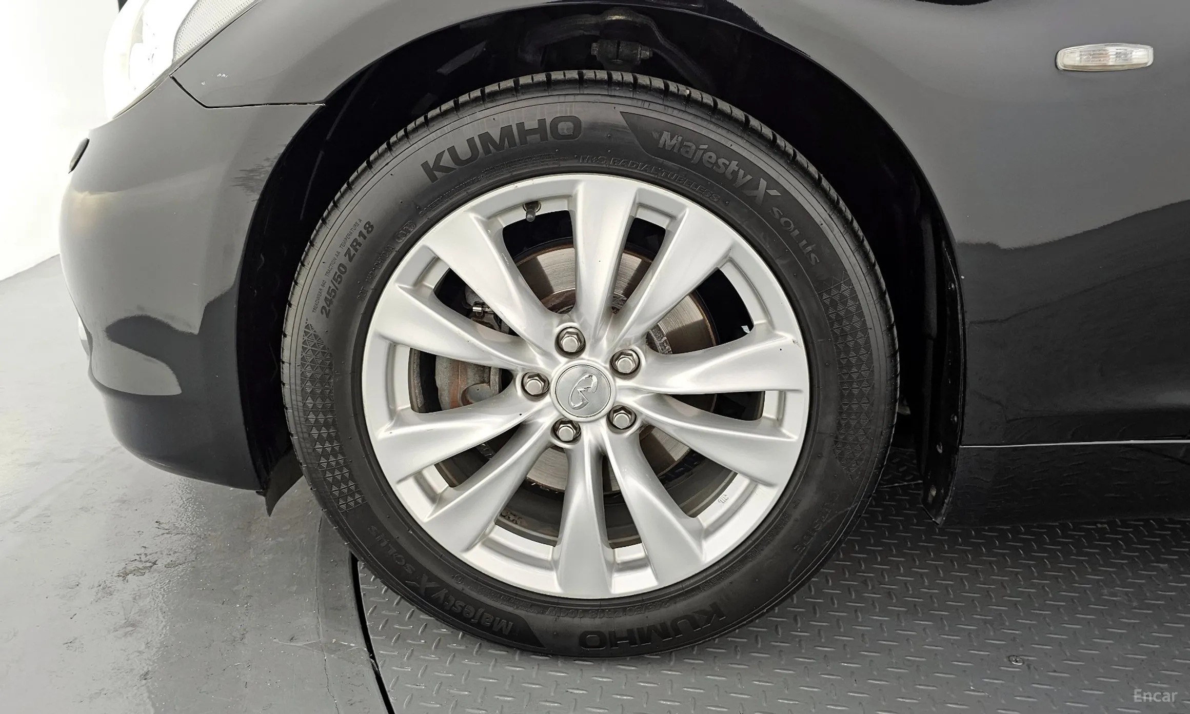 Infiniti M37 превью 5