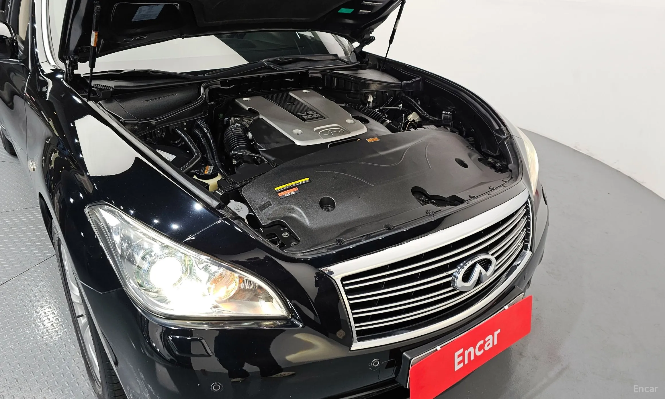 Infiniti M37 превью 6