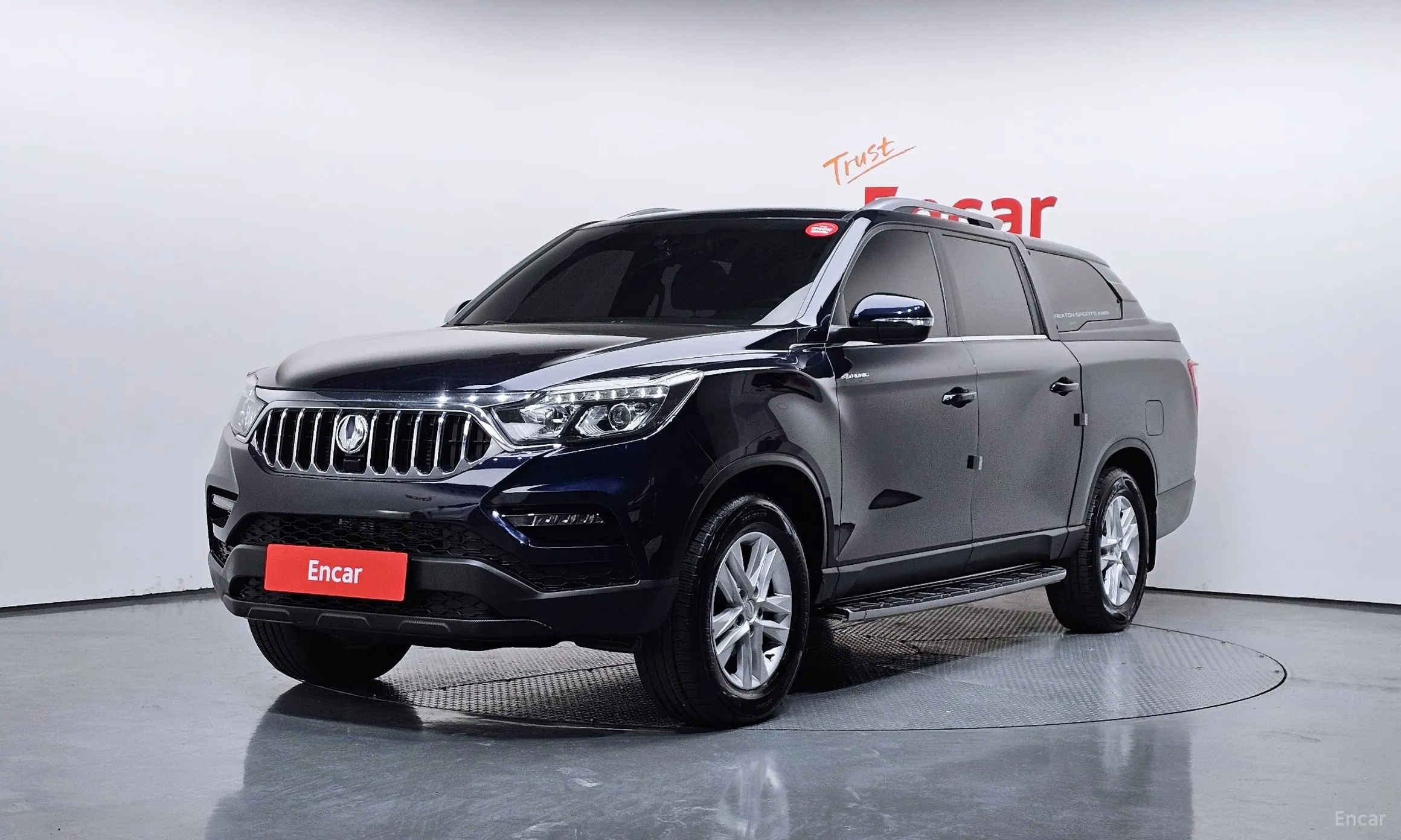 Rexton Sports Khan