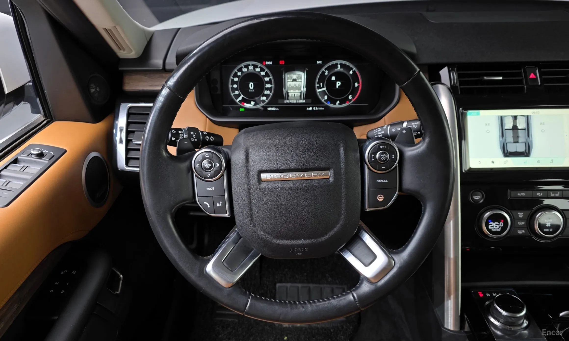Land Rover Discovery 5 превью 15