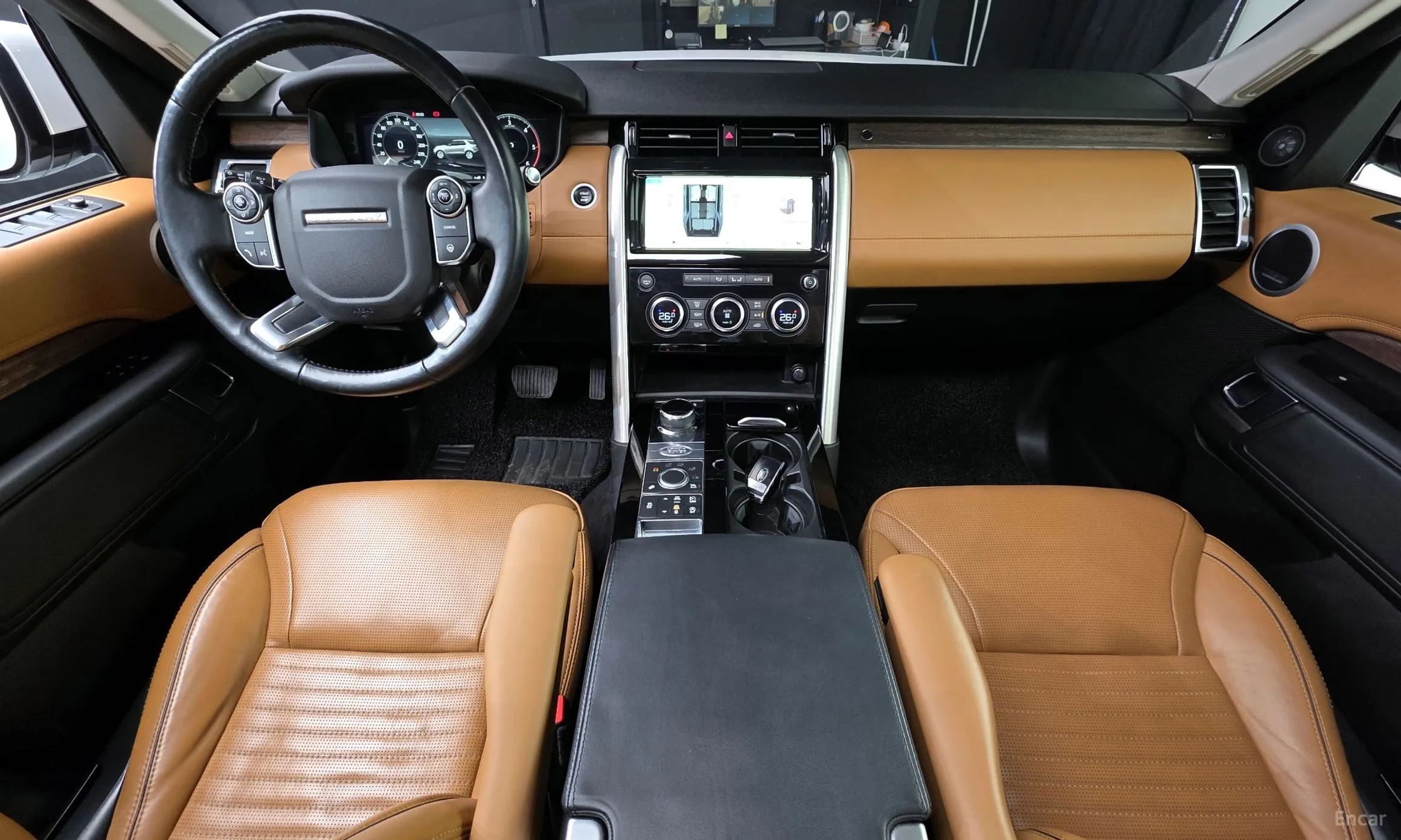 Land Rover Discovery 5 превью 7