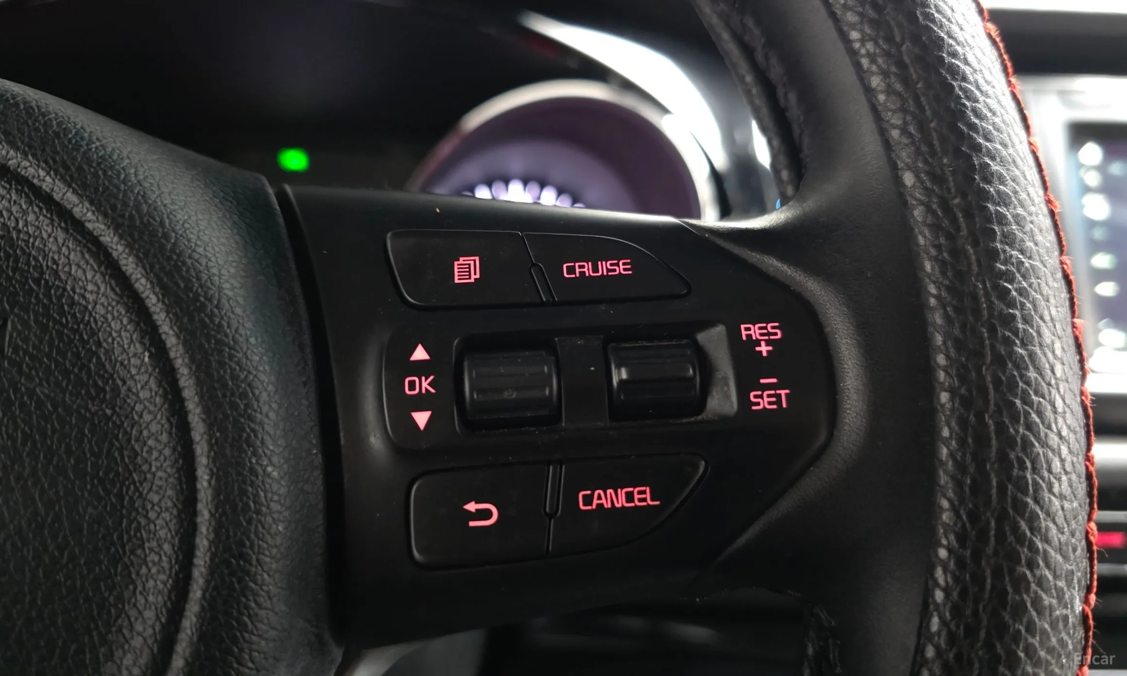 Kia Carnival превью 14