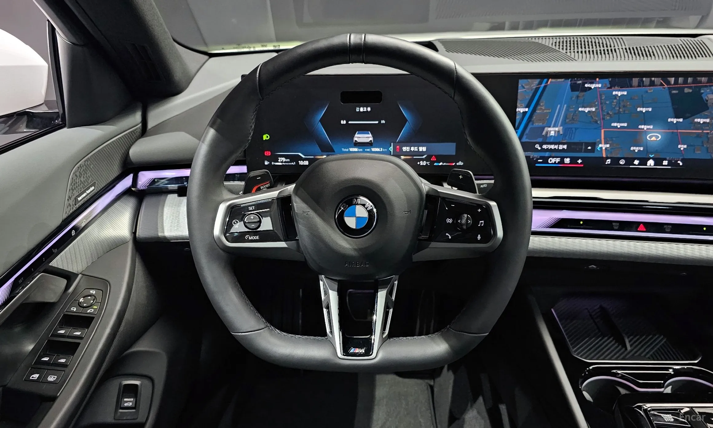 BMW 5 Series (G60) превью 13