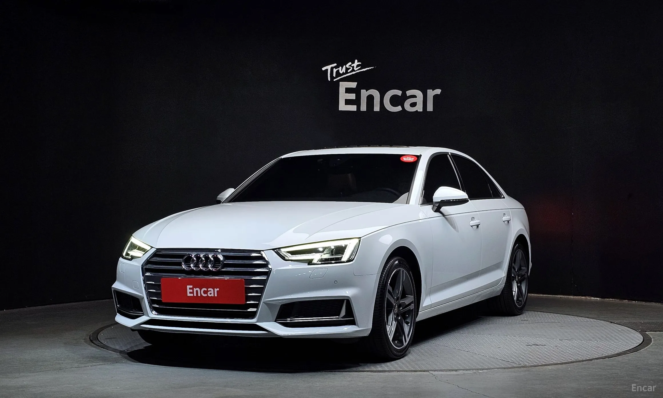 Audi A4 (B9)