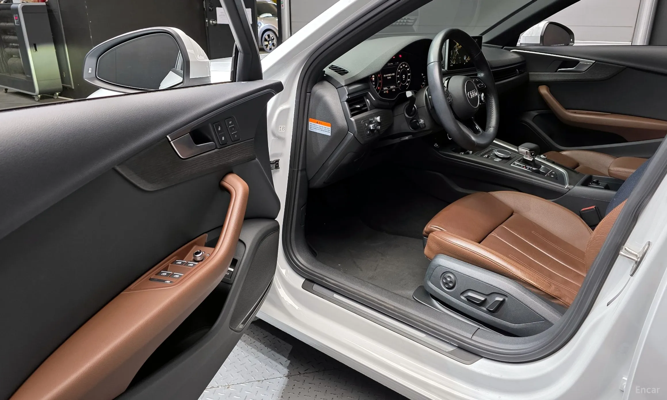 Audi A4 (B9) превью 11