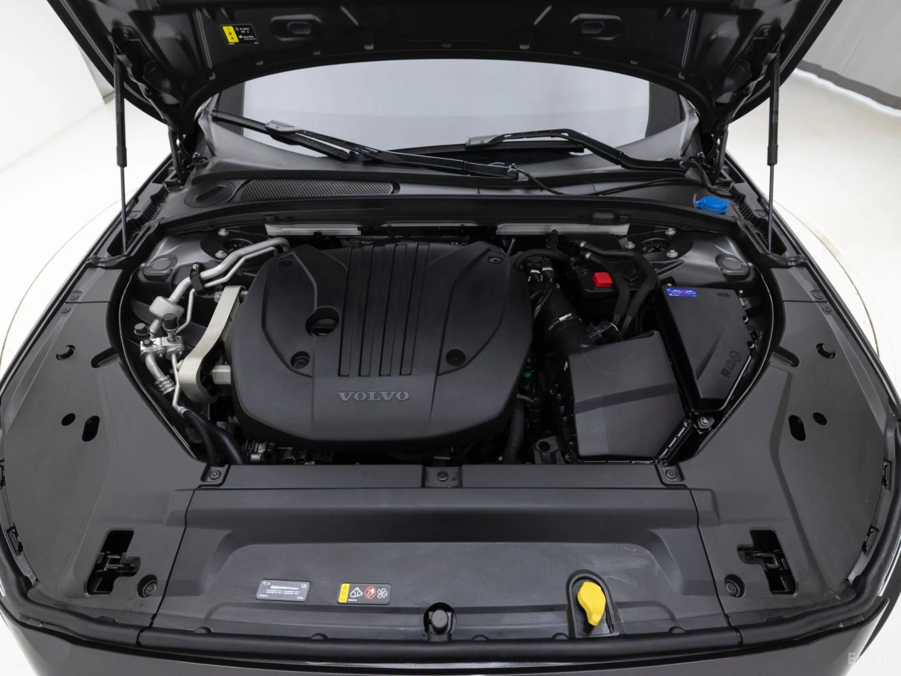 Volvo S90 превью 6