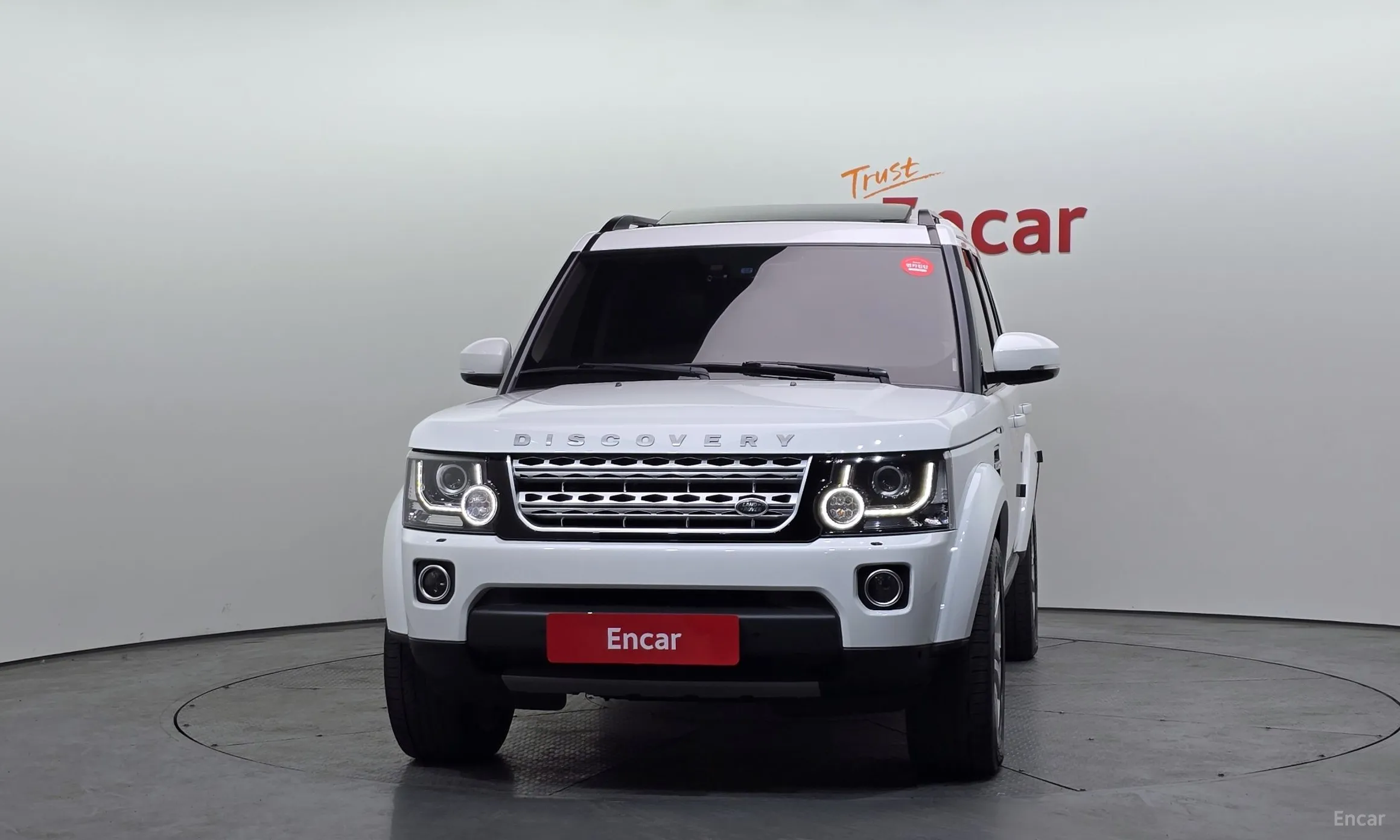 Land Rover Discovery 4 превью 3