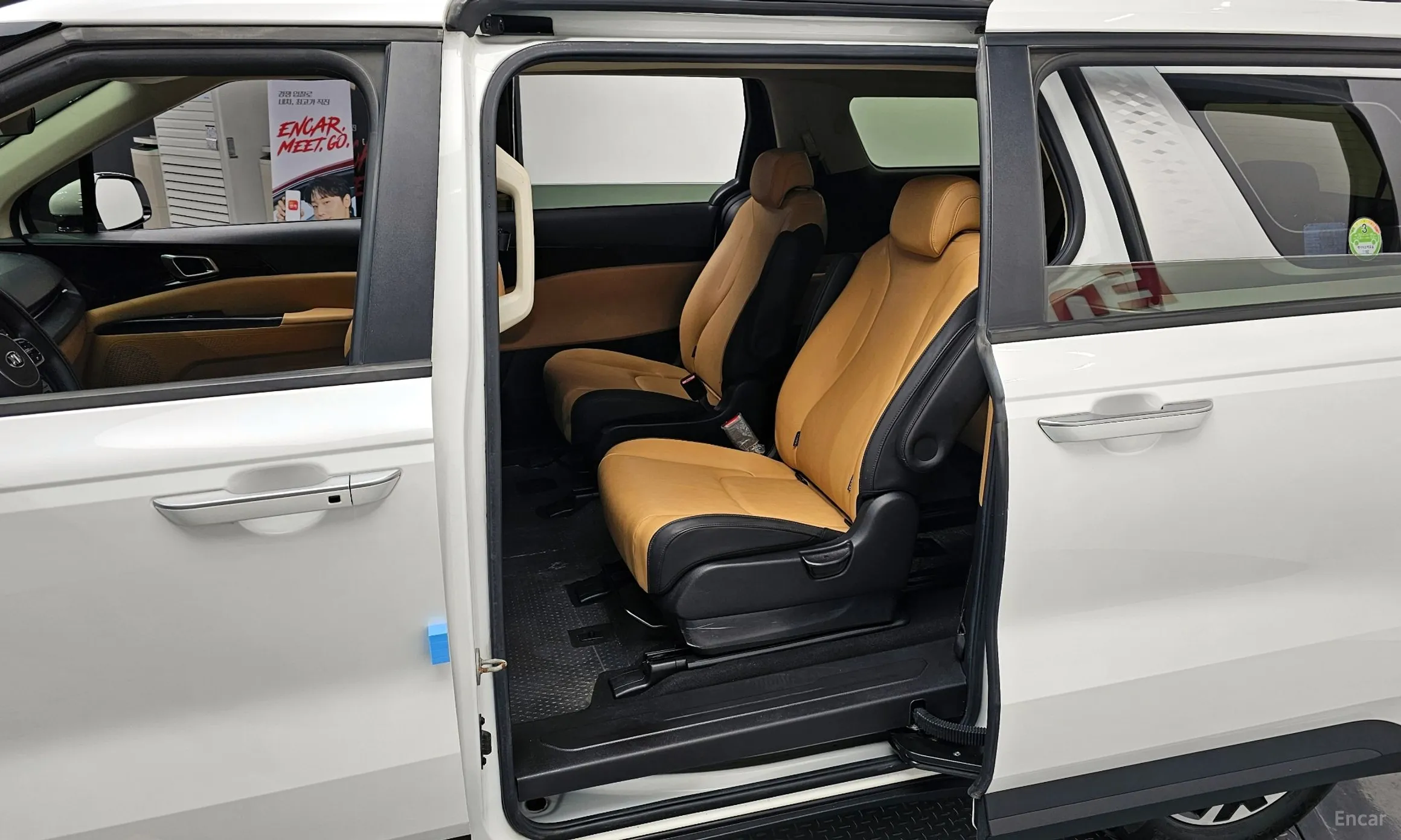 Kia Carnival Gen 4 превью 11