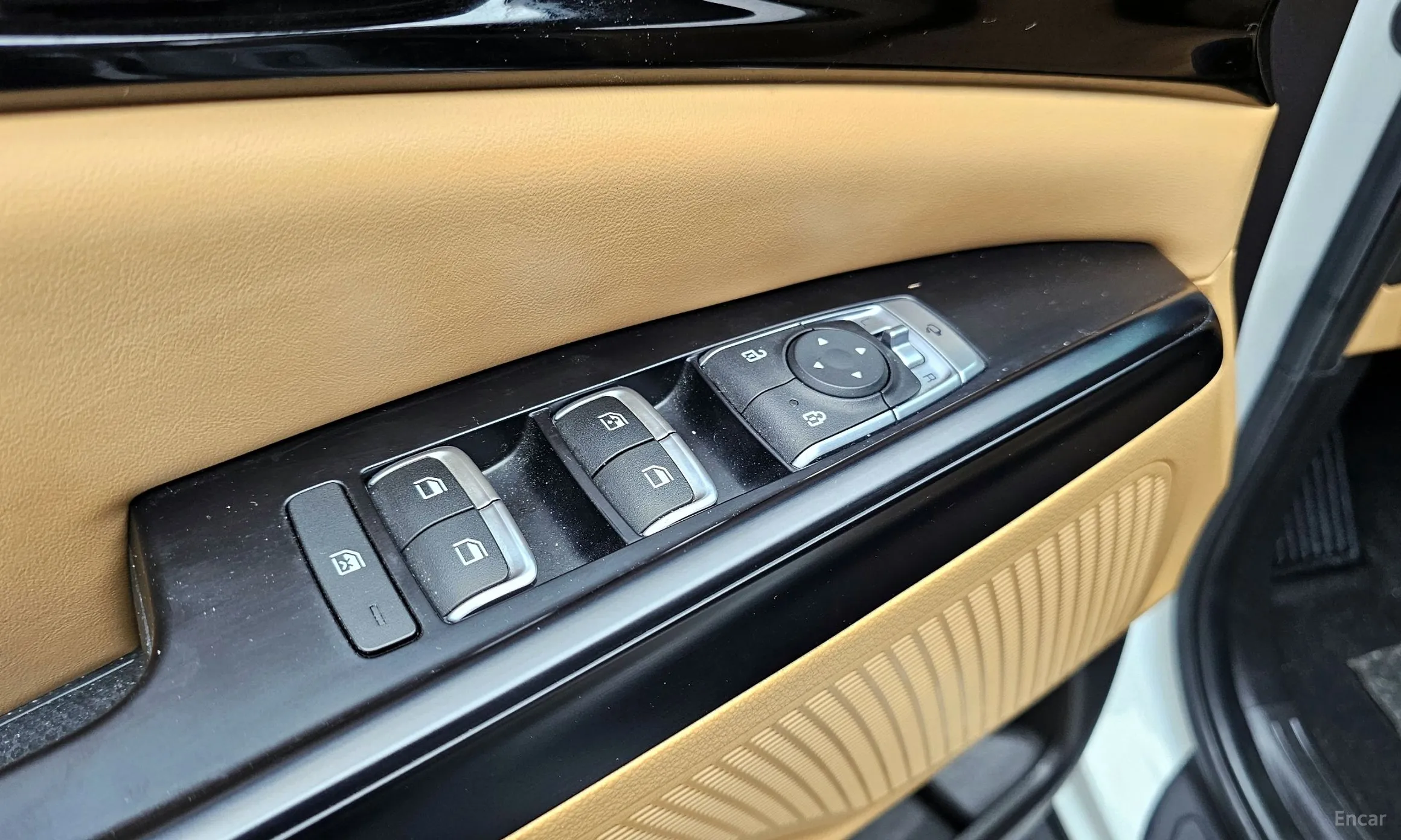 Kia Carnival Gen 4 превью 14