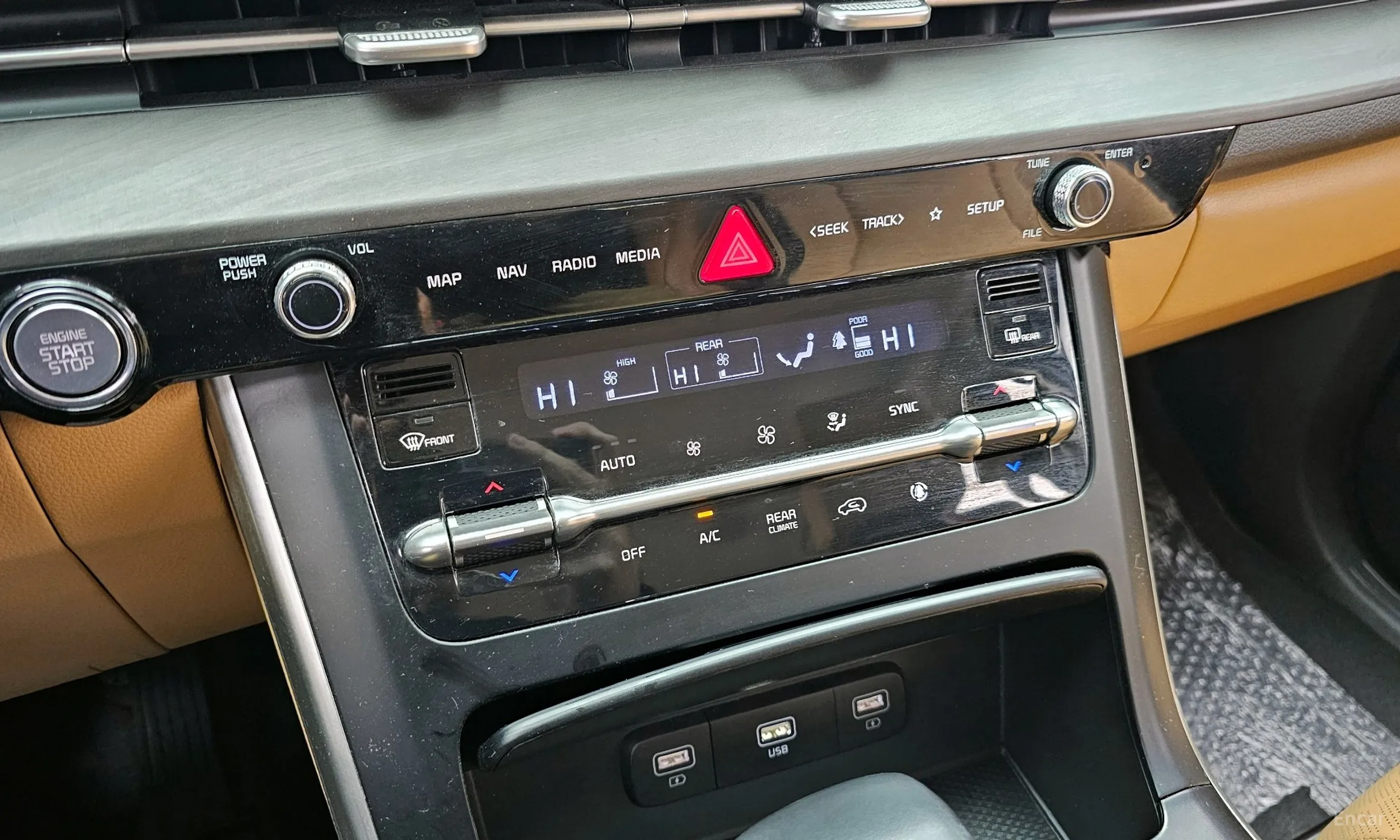 Kia Carnival Gen 4 превью 17