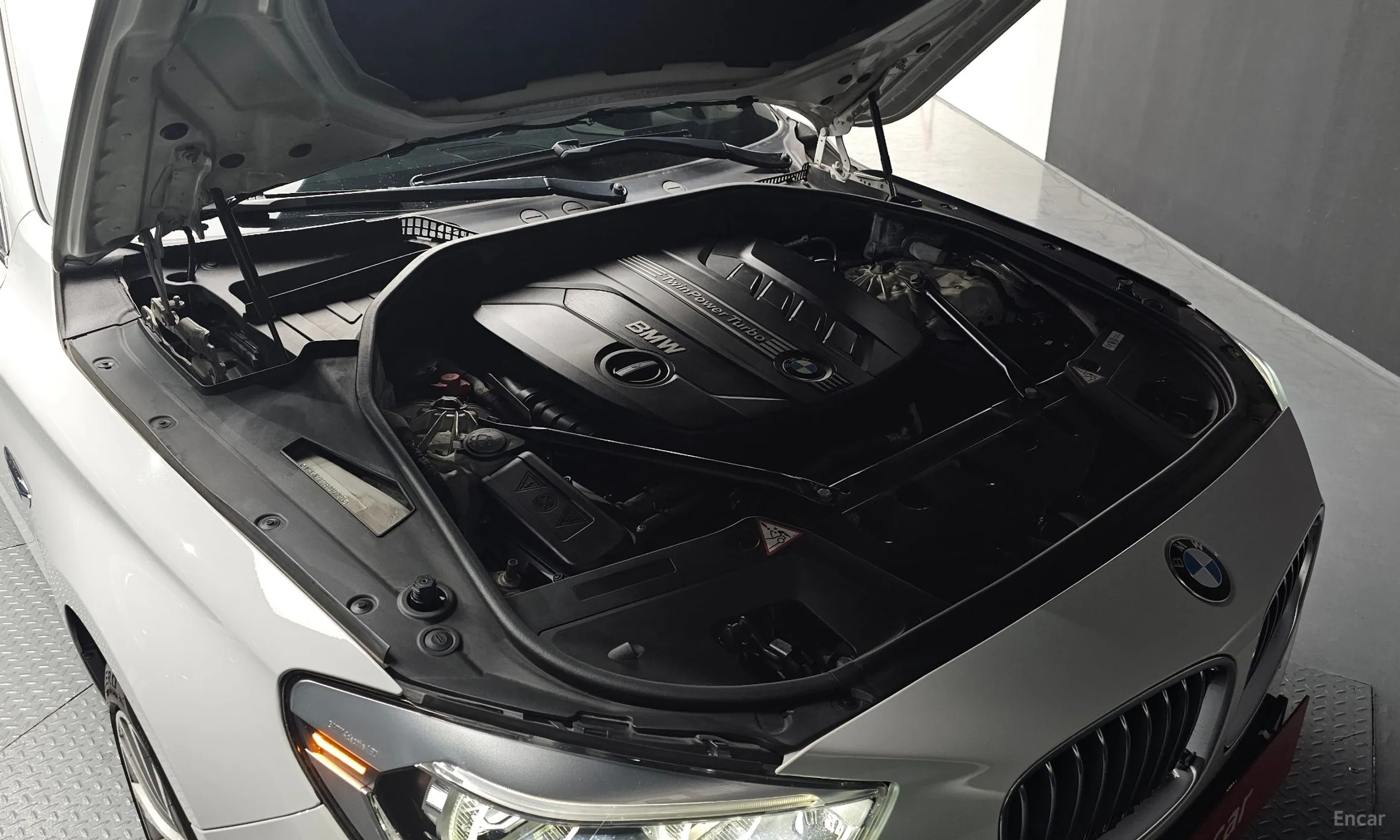 BMW 5 Series GT (F07) превью 6