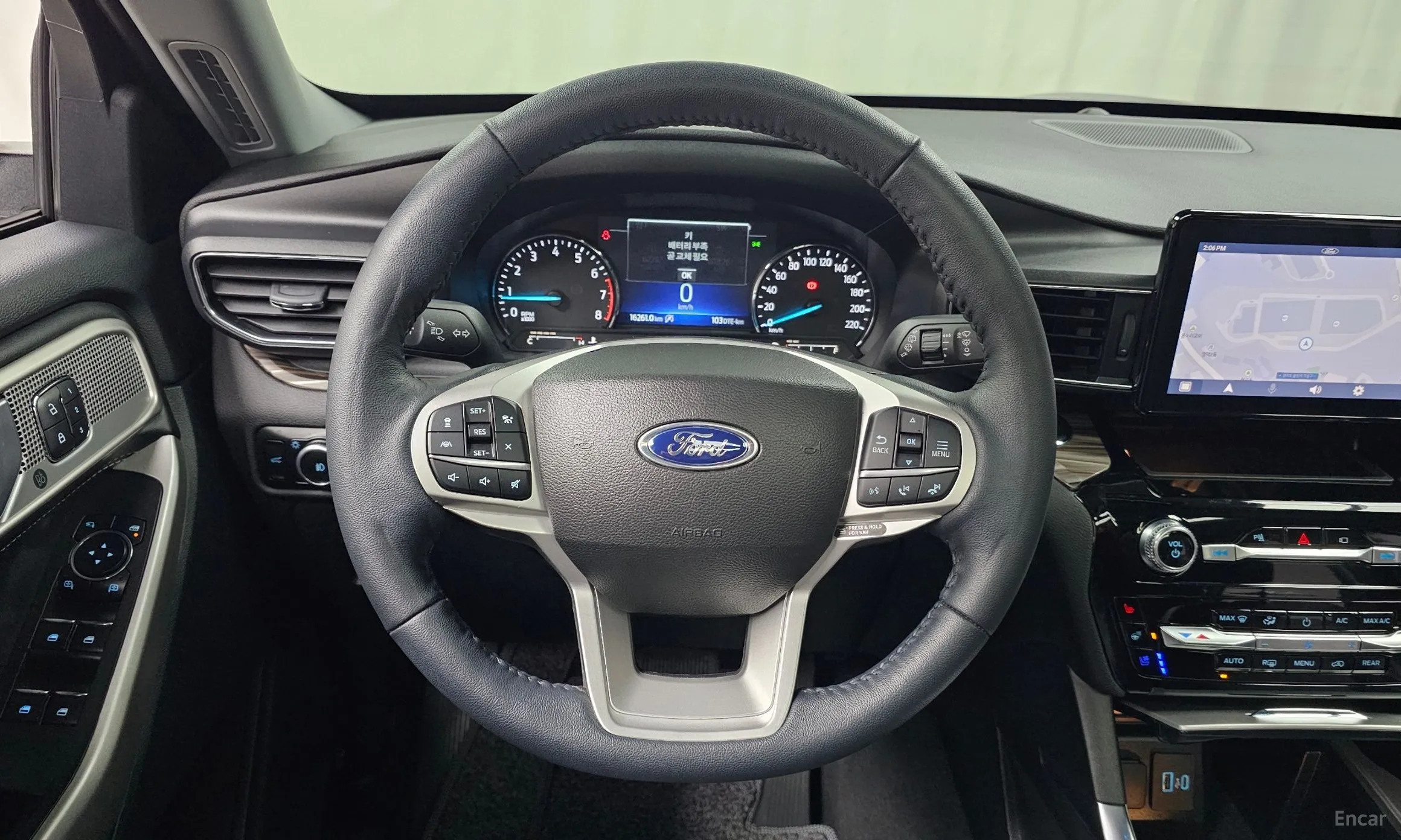 Ford Explorer 6th Generation превью 13