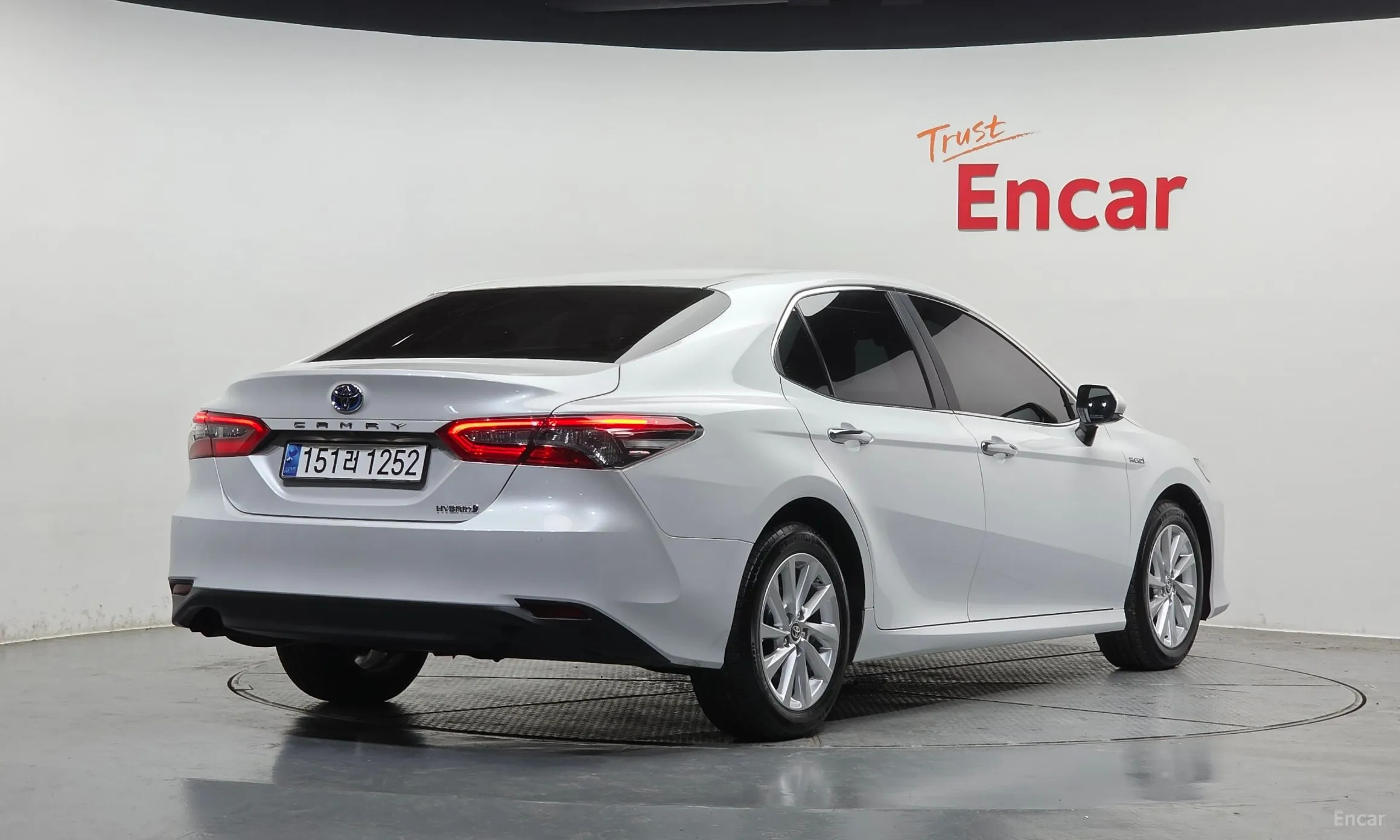 Toyota Camry (XV70)