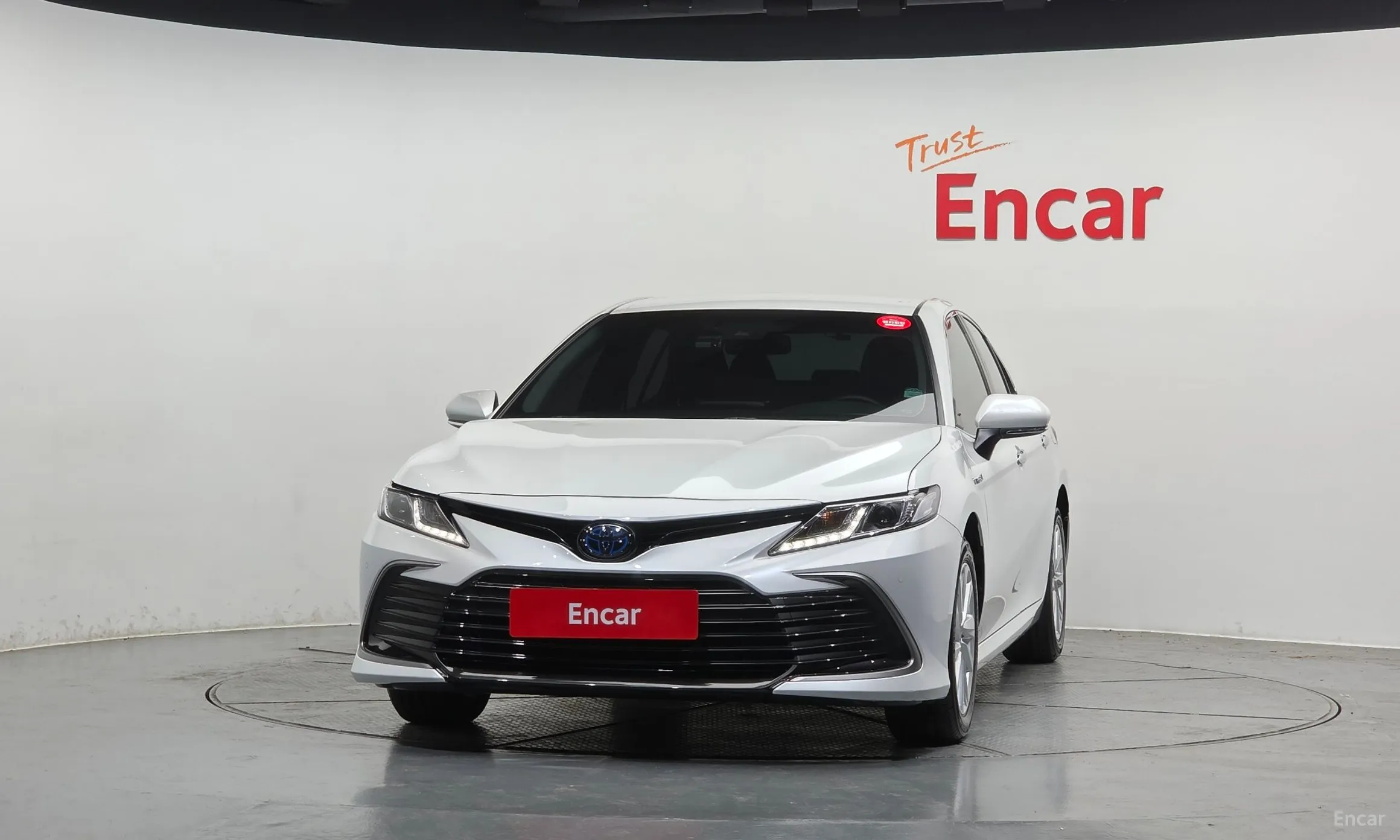 Toyota Camry (XV70) превью 3