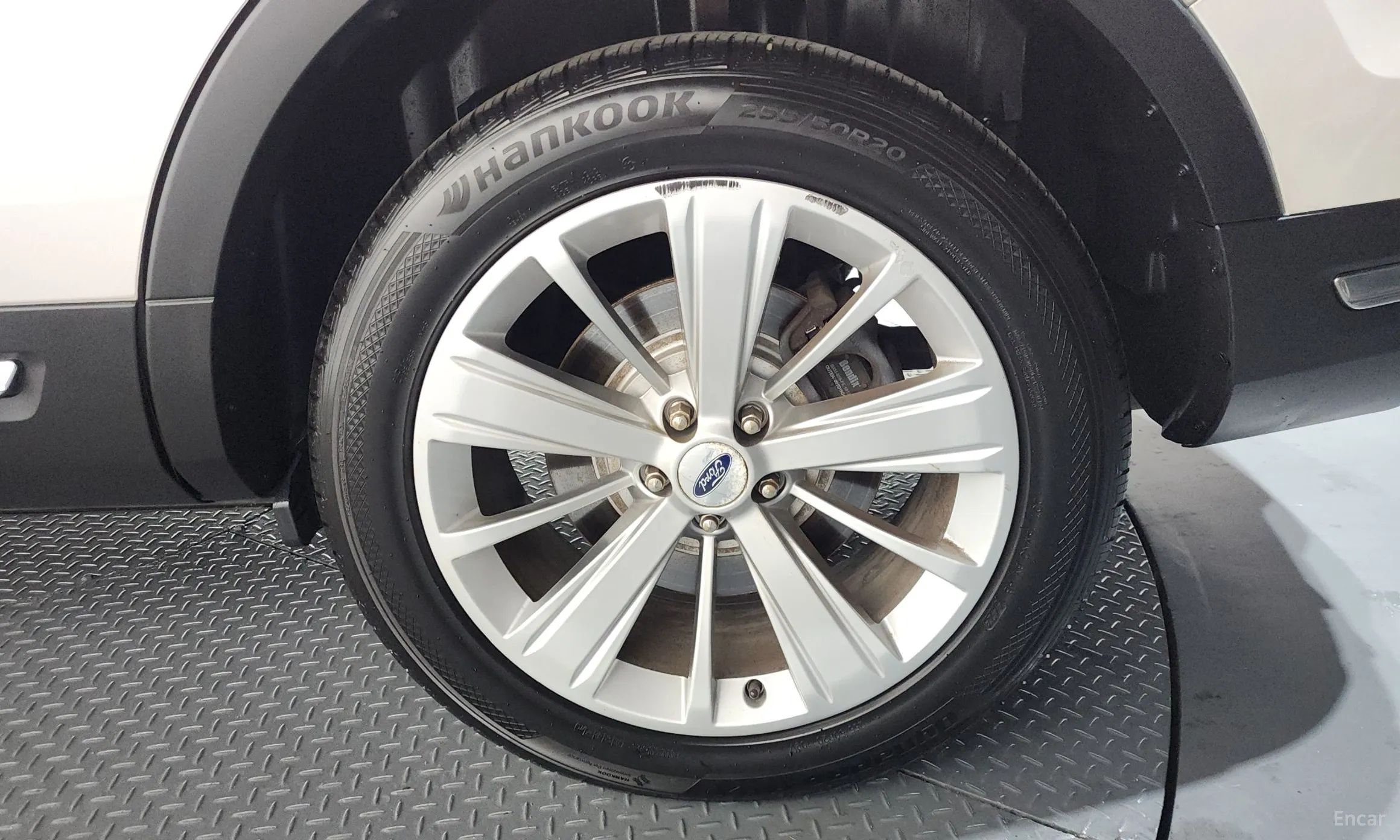 Ford Explorer превью 5