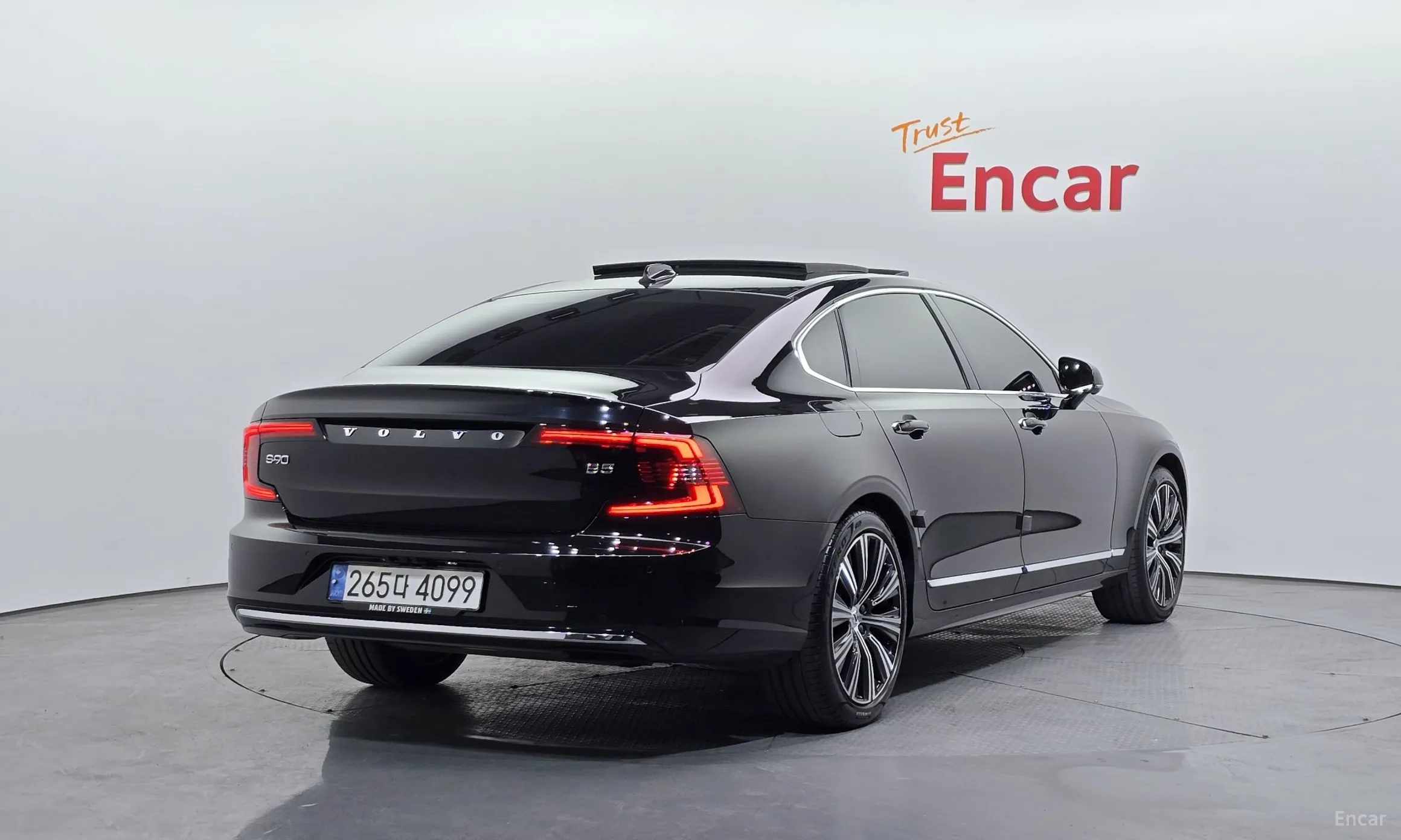 Volvo S90 превью 2