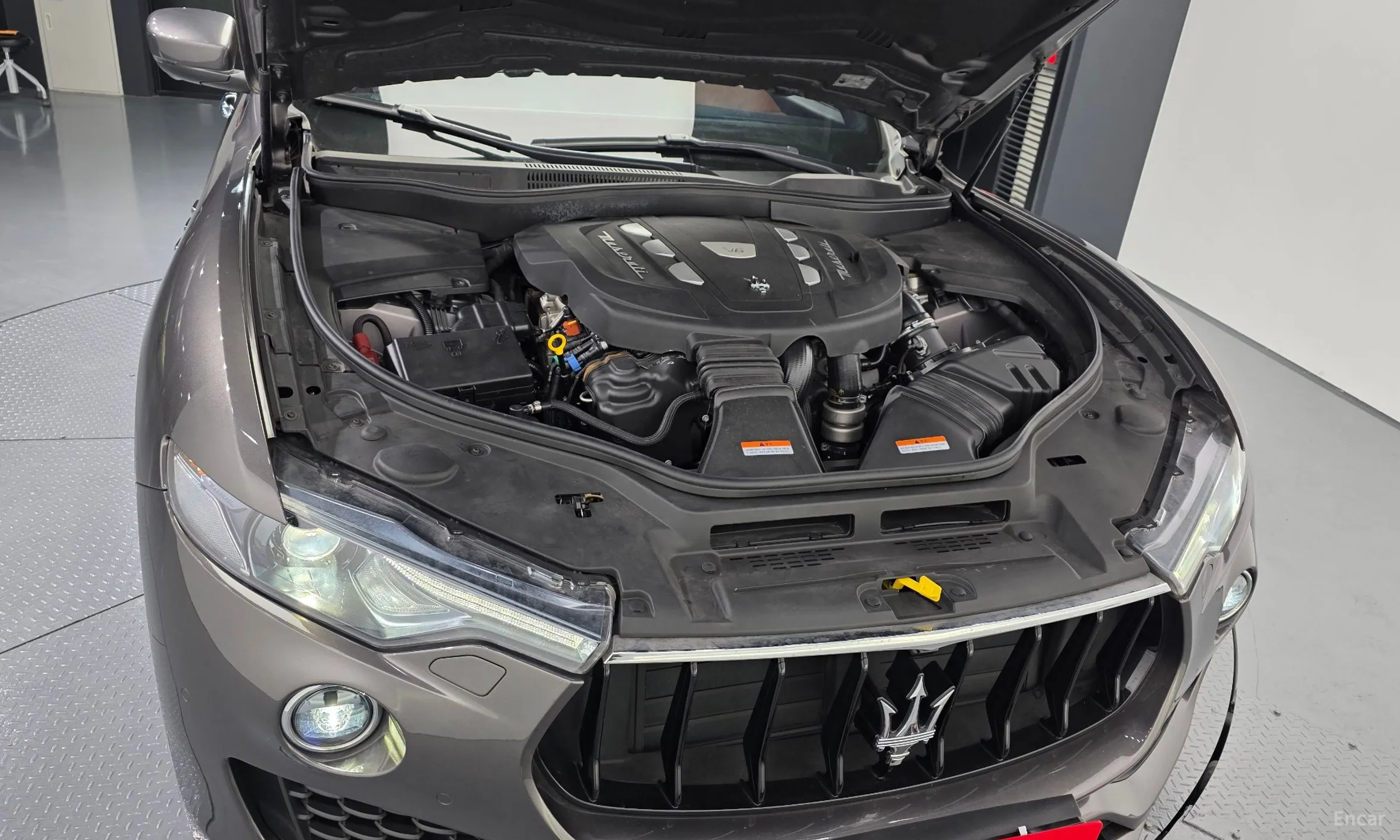 Maserati Levante превью 6