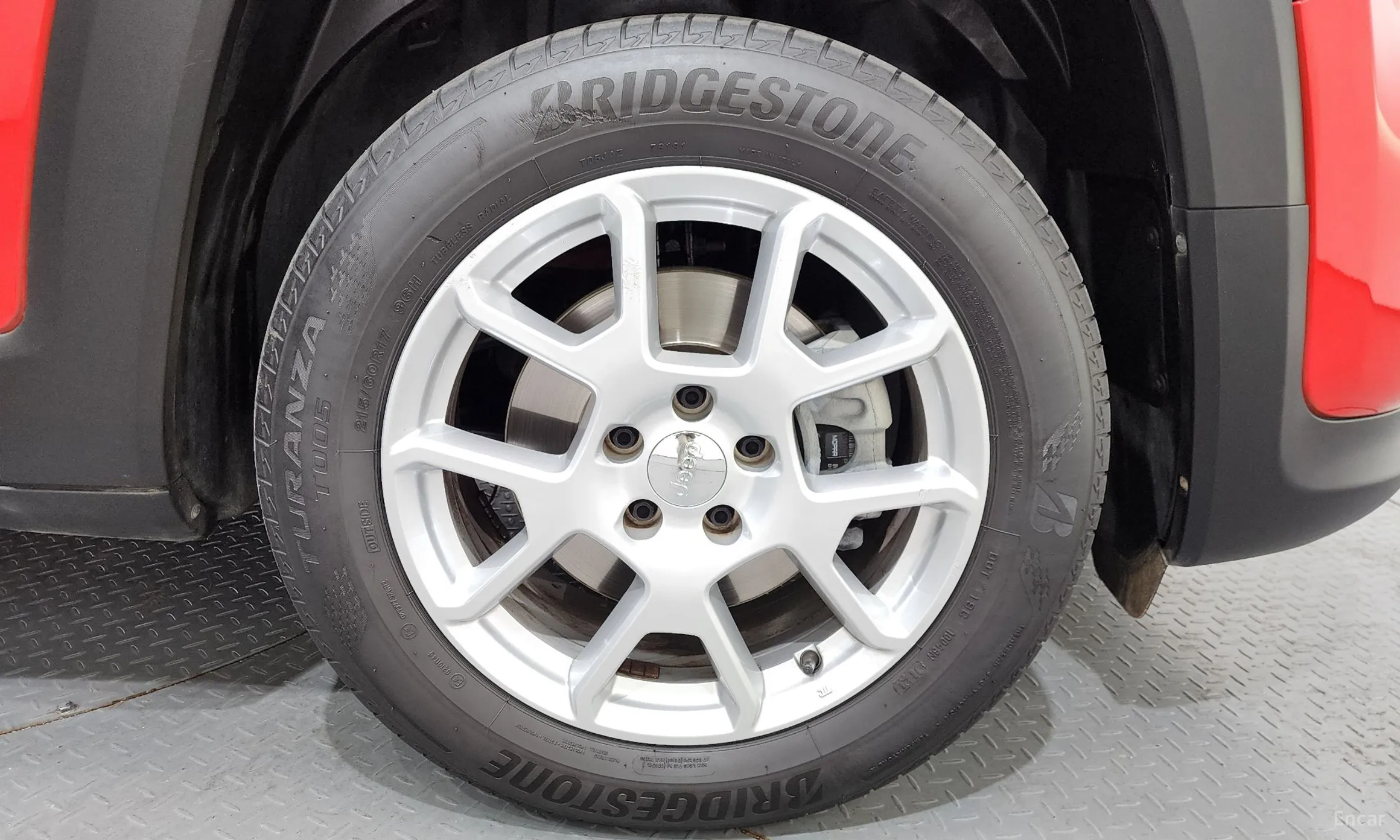 Jeep Renegade превью 5