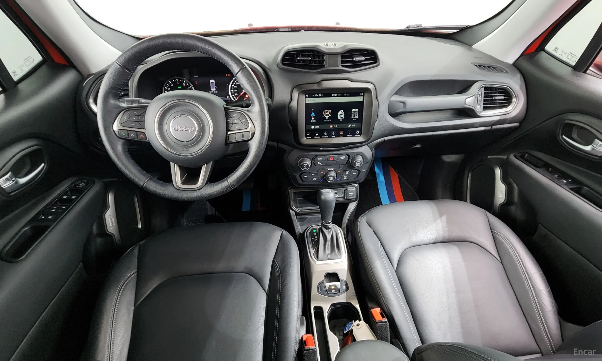 Jeep Renegade превью 7