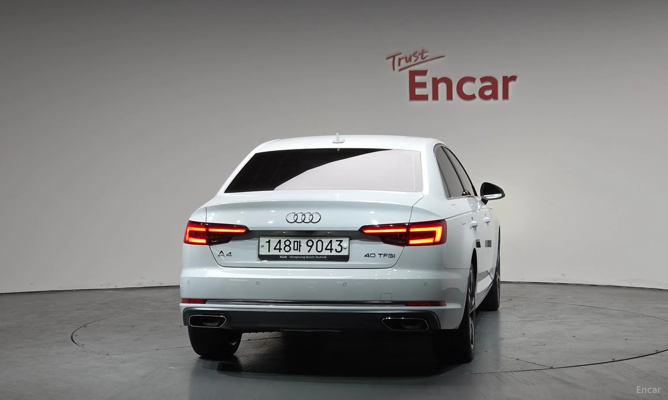 Audi A4 (B9) превью 4