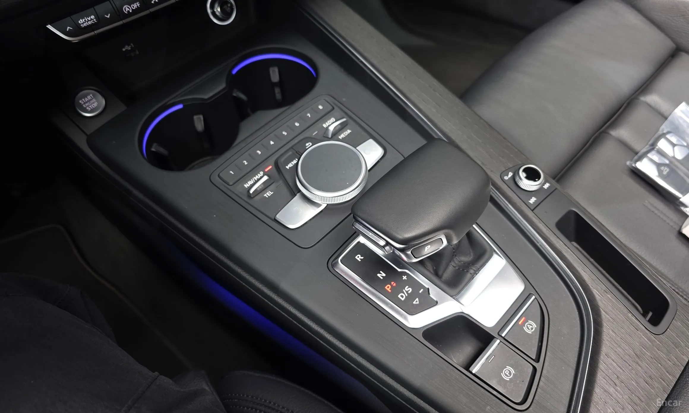 Audi A4 (B9) превью 9