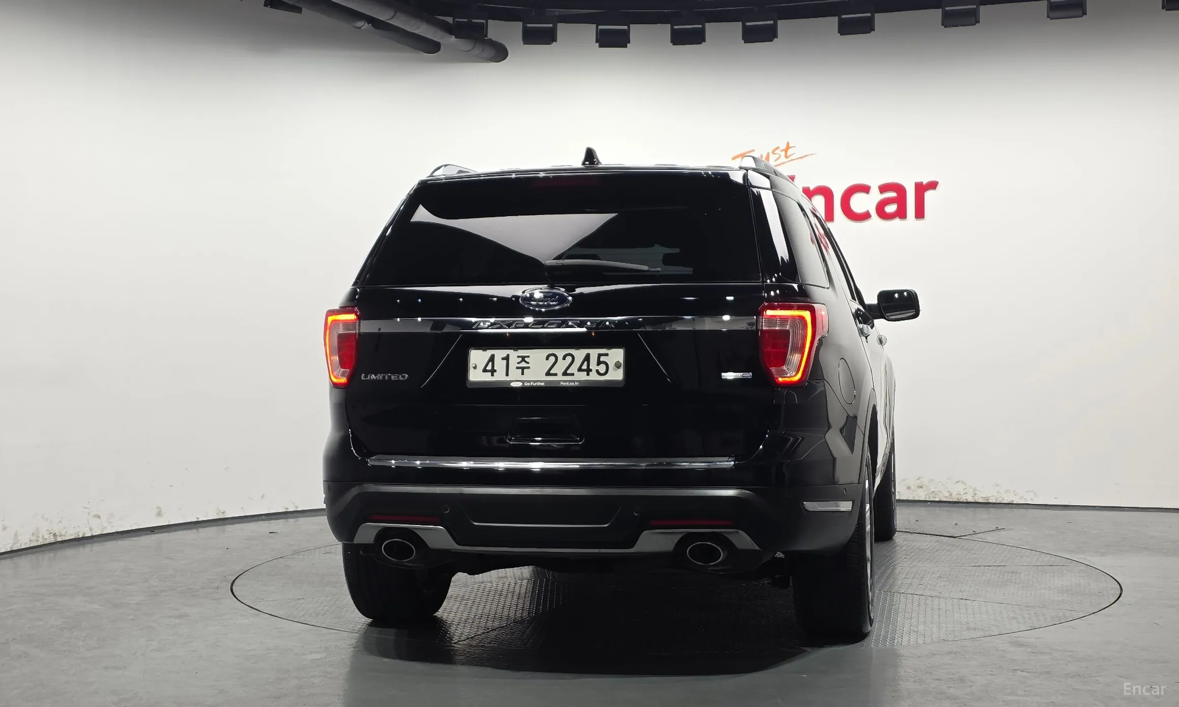 Ford Explorer превью 4